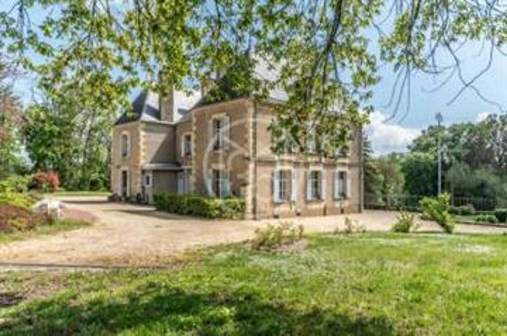 Casa nel Marsiglia-lès-Aubigny, Centro-Valle della Loira 10204018