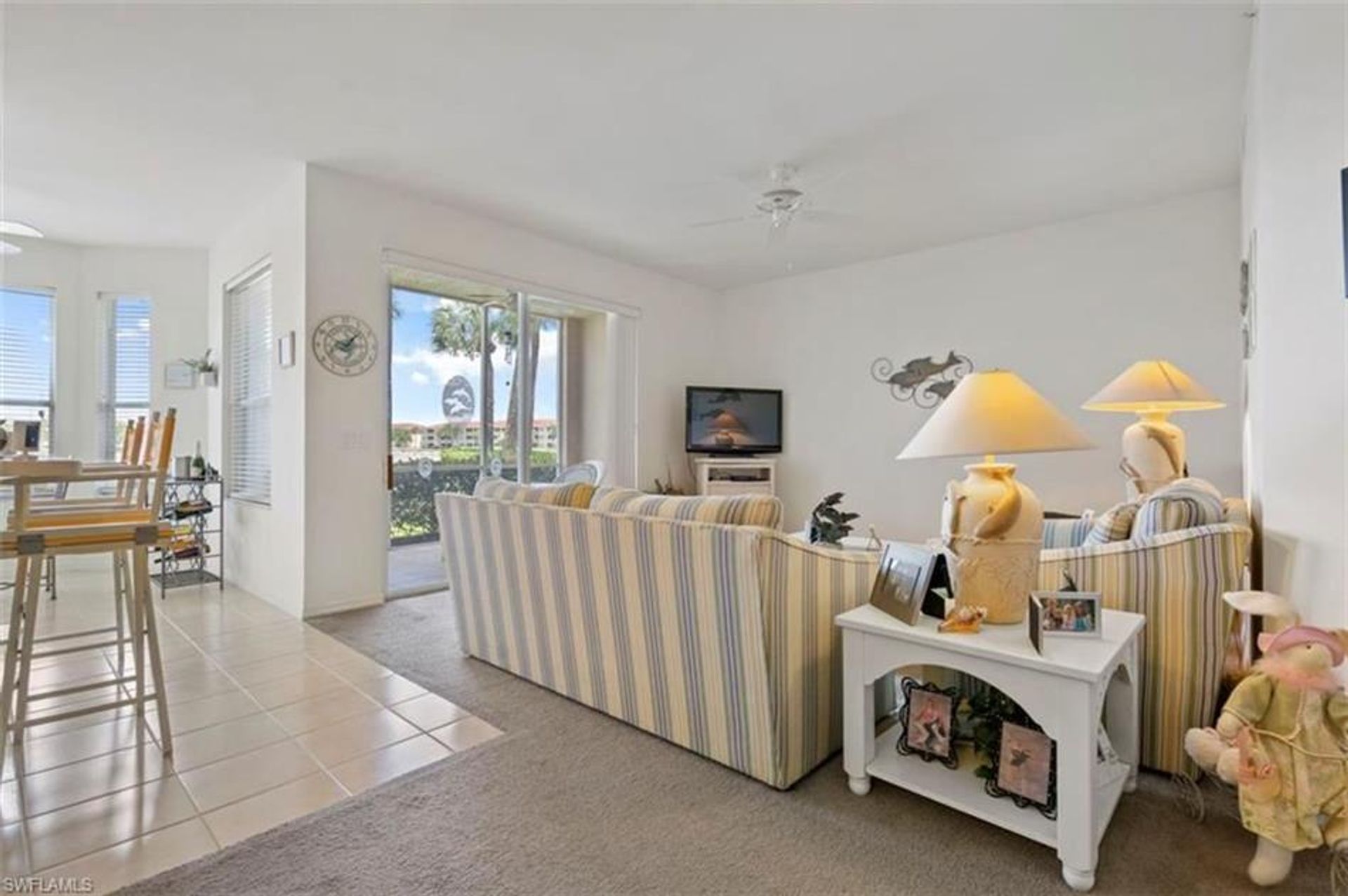 Condominium in Naples, Florida 10204431