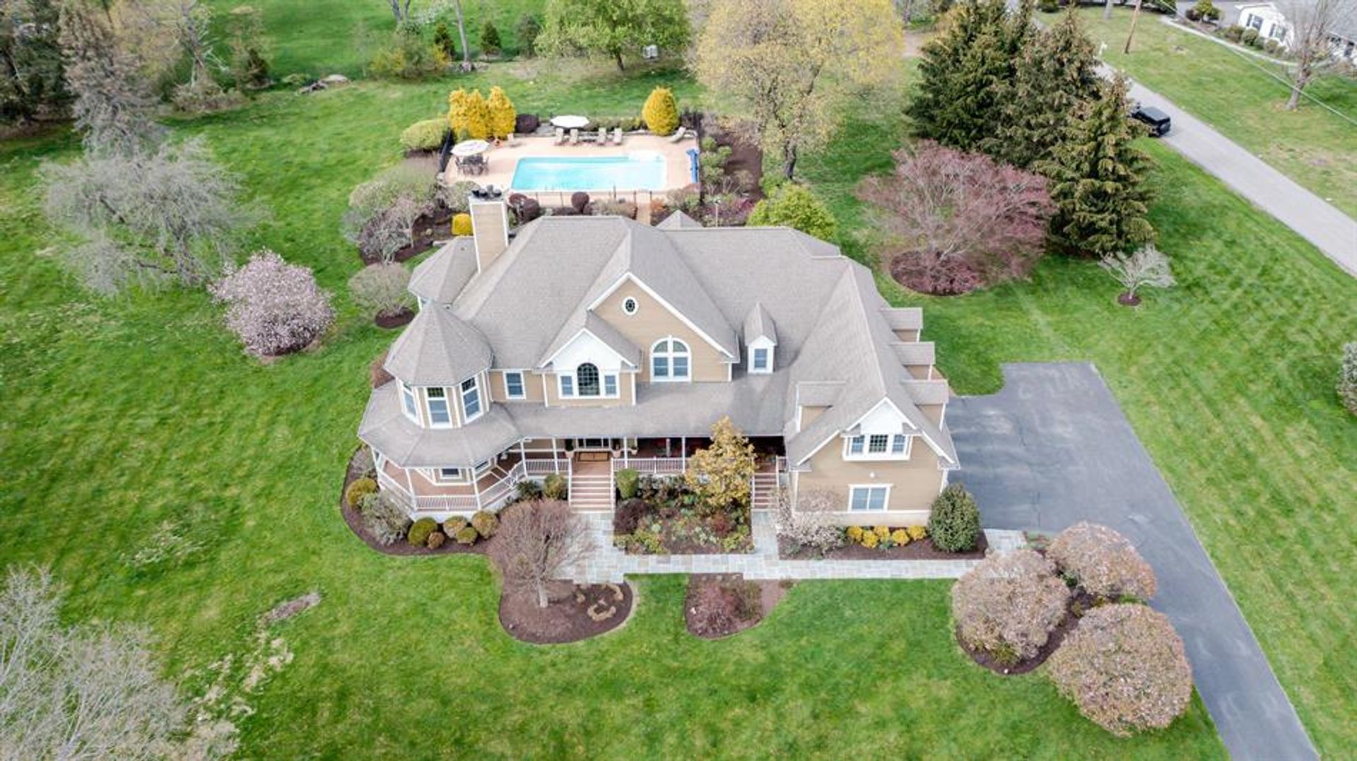 House in Yorktown Heights, New York 10204498