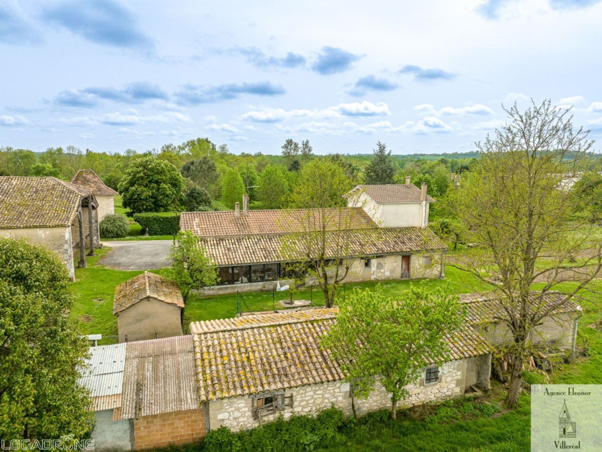 मकान में Castillonnès, Nouvelle-Aquitaine 10205185