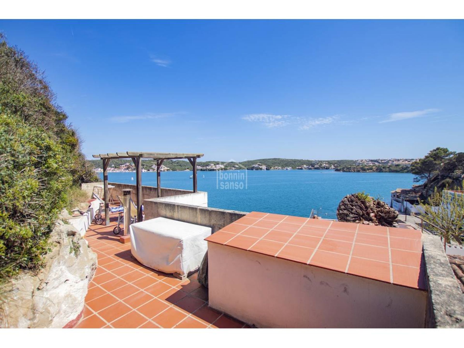 Condominium in Villacarlos, Balearic Islands 10205304