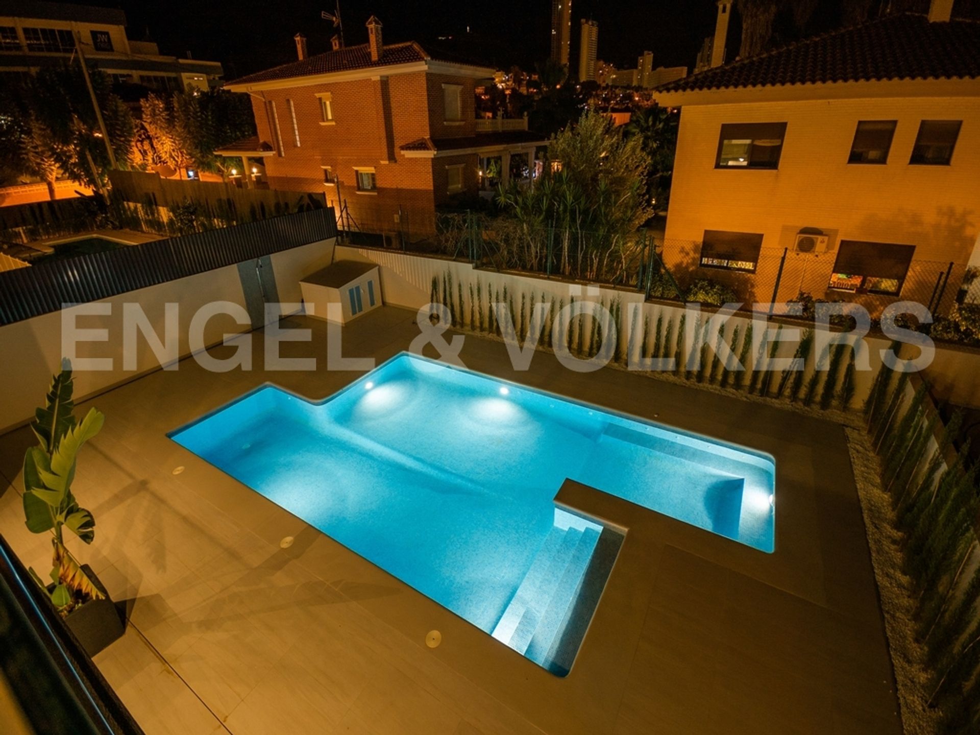 House in Benidorm, Comunitat Valenciana 10205494