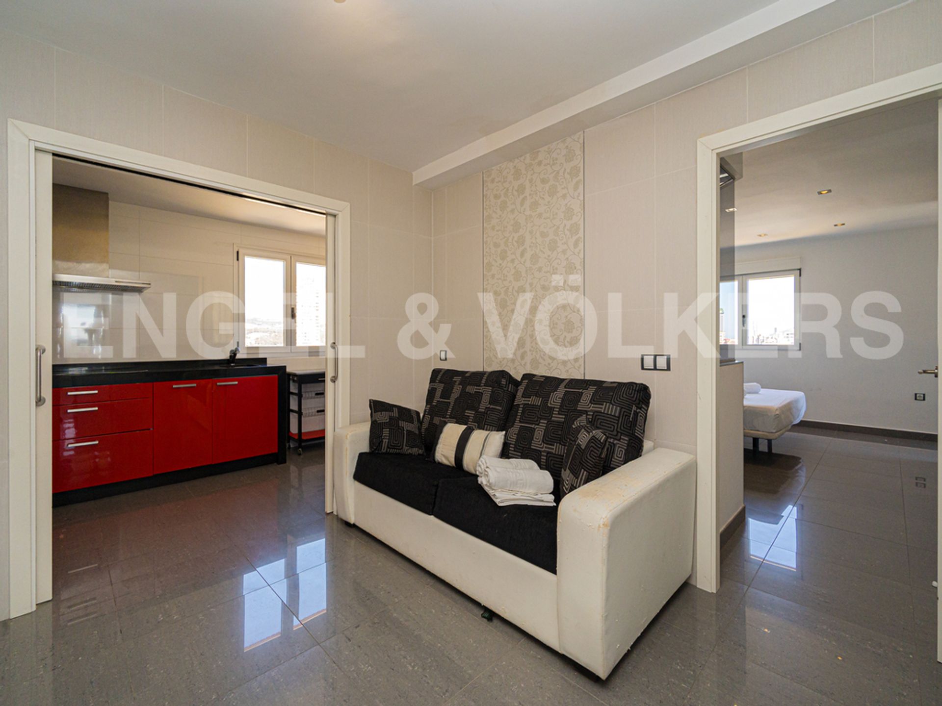 Condominium in Benidorm, Comunidad Valenciana 10205545