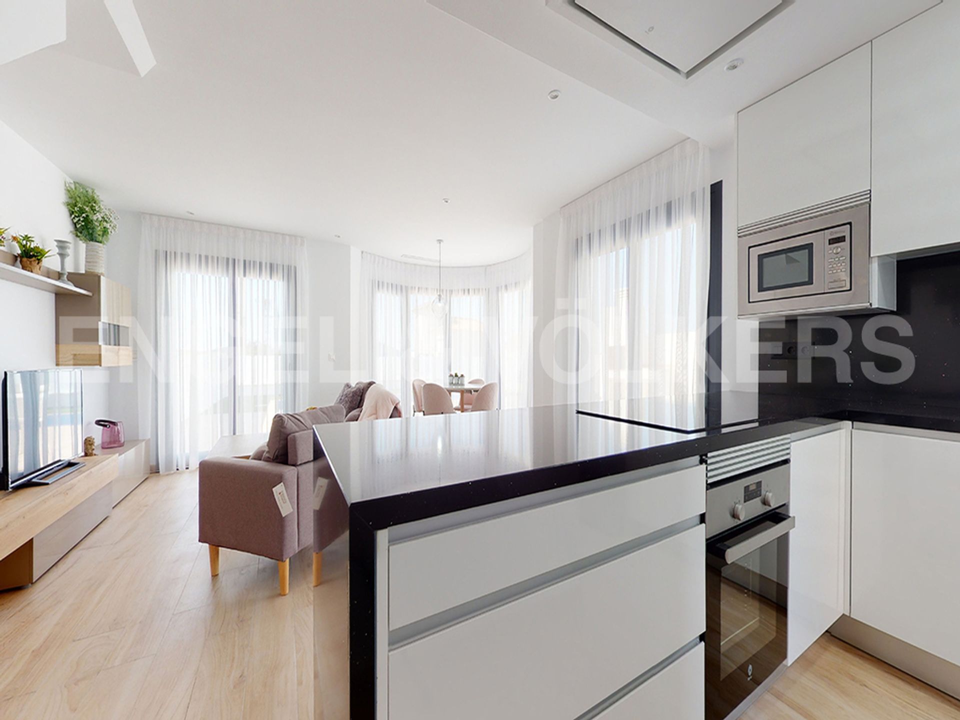 Condominium in Finestrat, Valencian Community 10205551