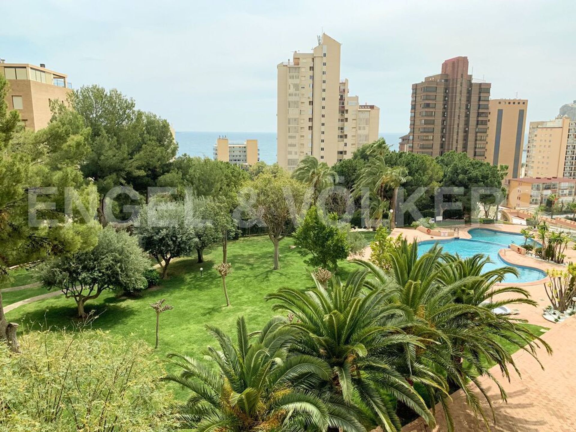 Condominium in Benidorm, Comunidad Valenciana 10205605