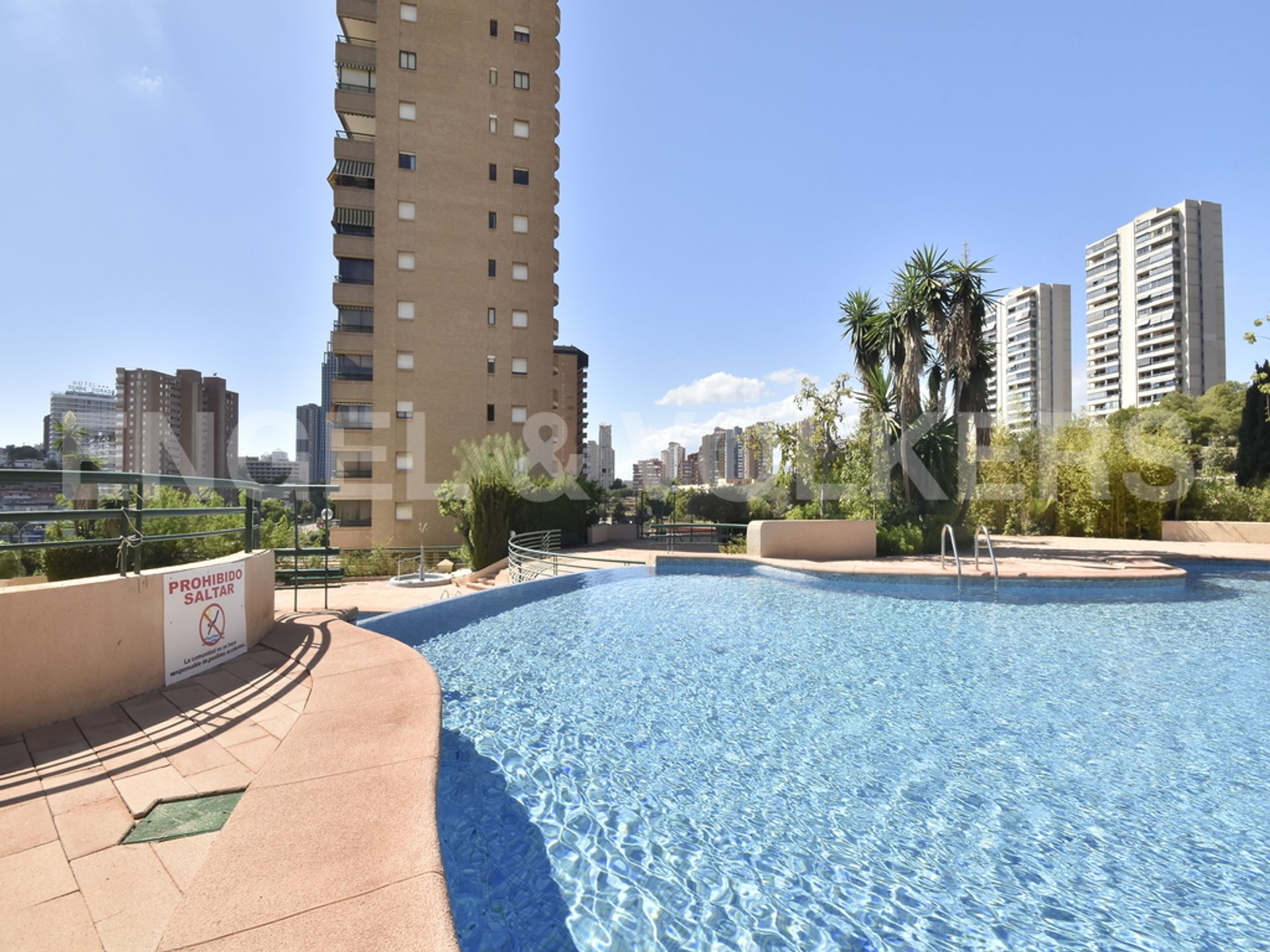 Condominium in Benidorm, Comunidad Valenciana 10205605