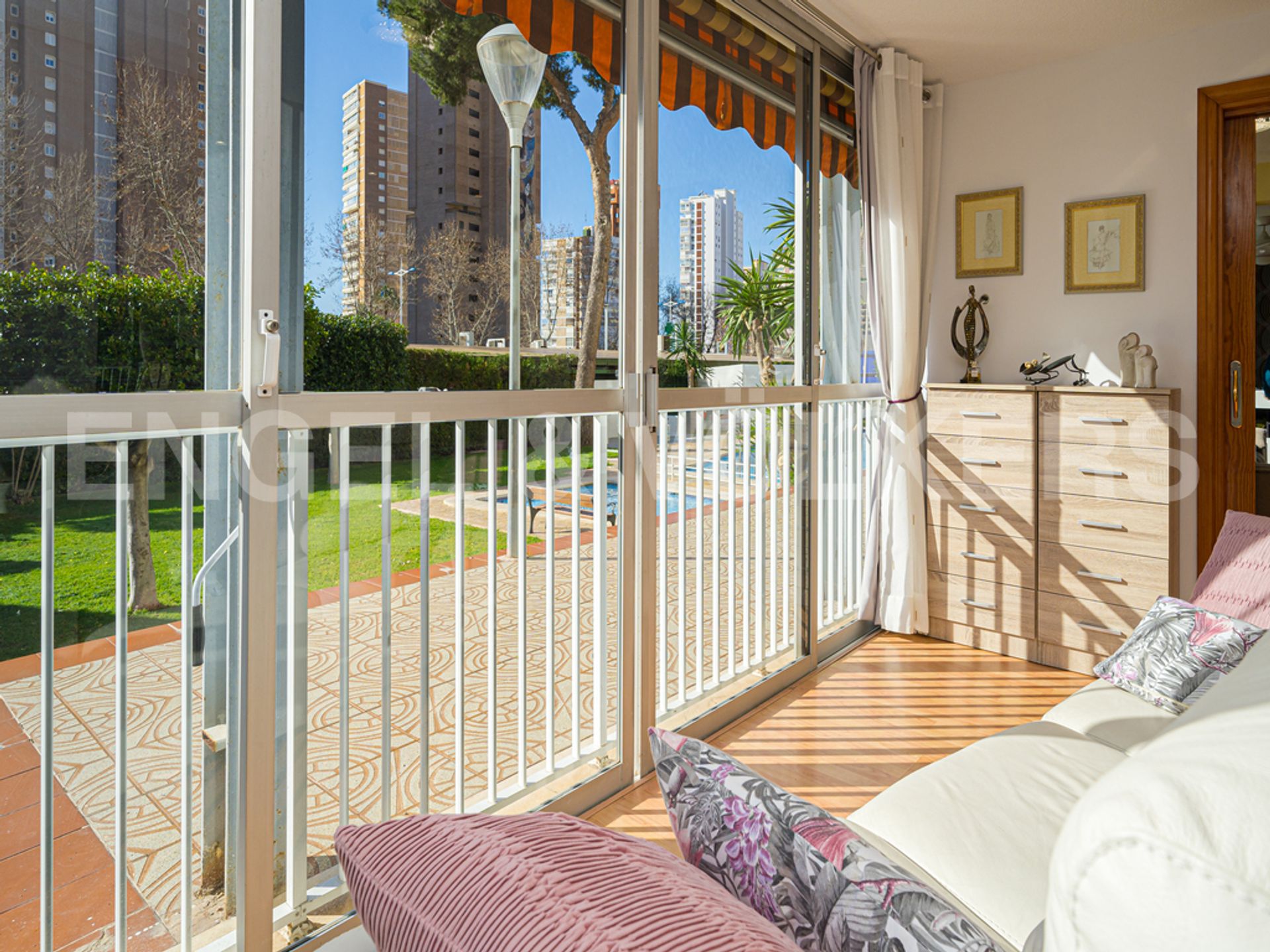 Condominium in , Comunitat Valenciana 10205637