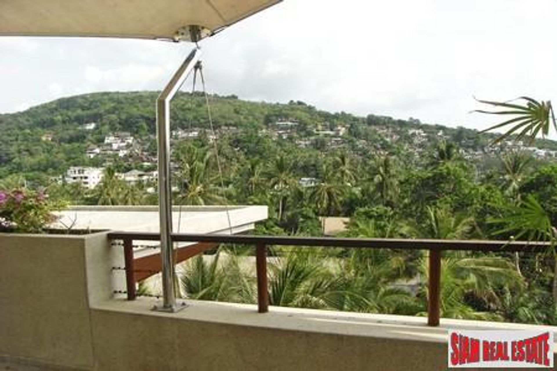 Condominium in Tambon Choeng Thale, Chang Wat Phuket 10205724