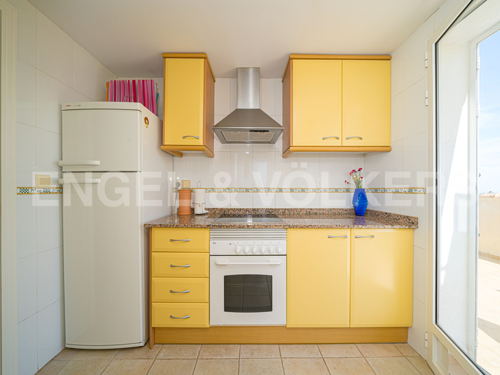 Condominium in Finestrat, Valencian Community 10205808