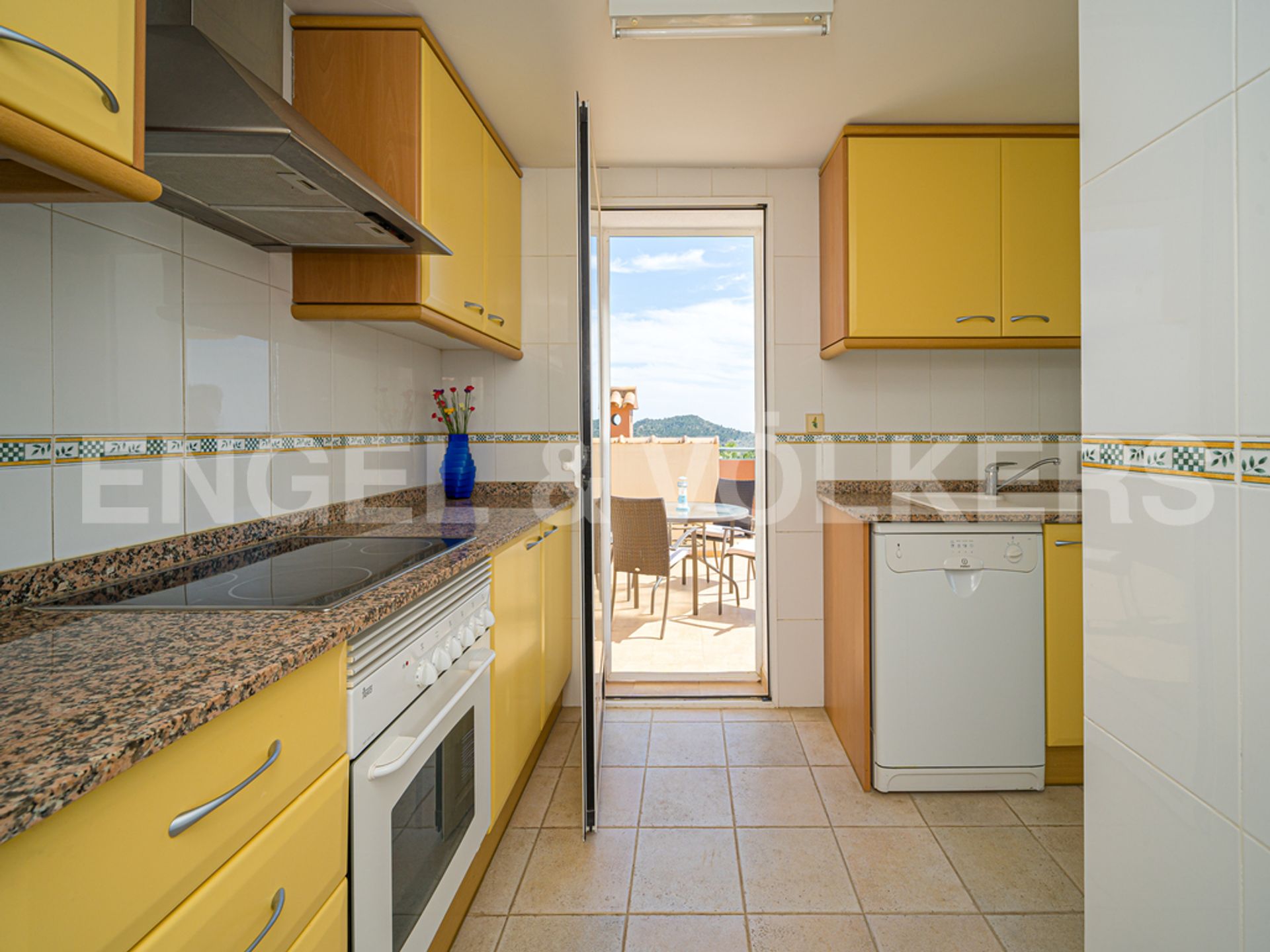 Condominium in Finestrat, Valencian Community 10205808