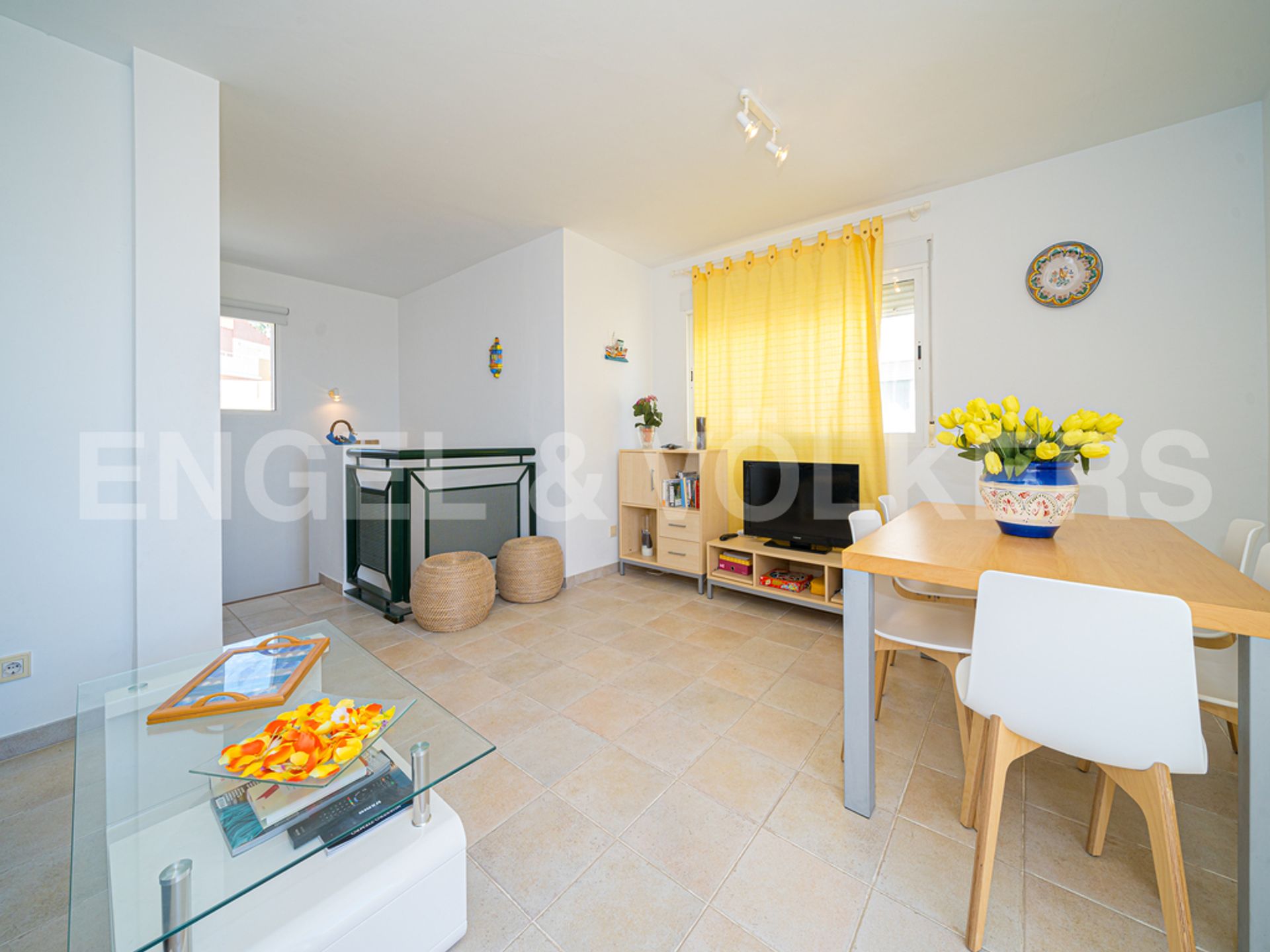 Condominium in Finestrat, Valencian Community 10205808