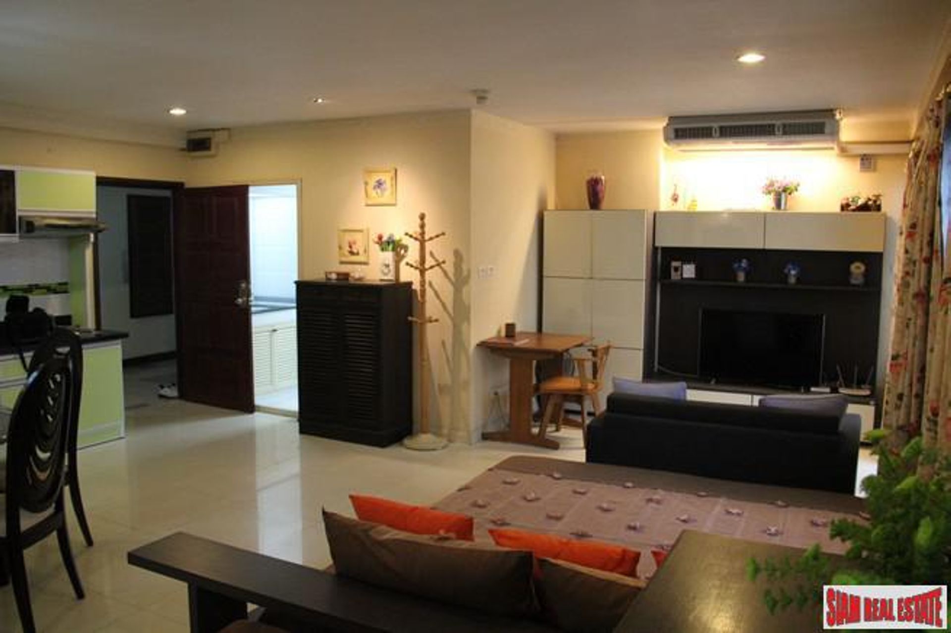 Condominium in Ratchathewi, Krung Thep Maha Nakhon 10205900