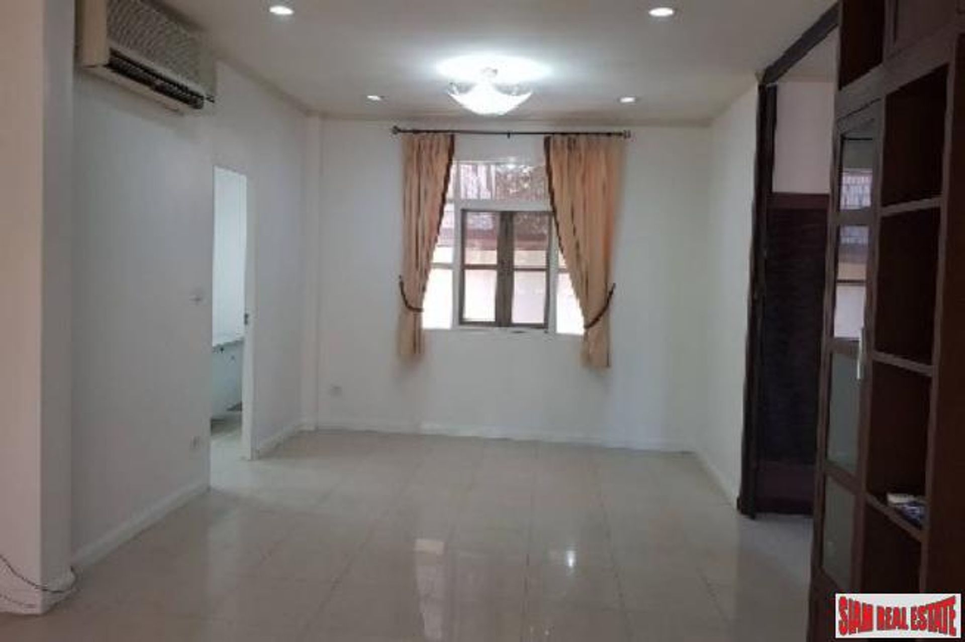 Huis in Muban Chat San Thahan Ruea, Krung Thep Maha Nakhon 10205903