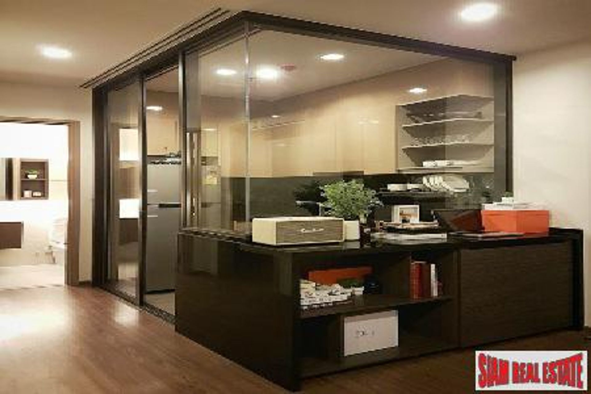 Condominium in Watthana, Krung Thep Maha Nakhon 10205922