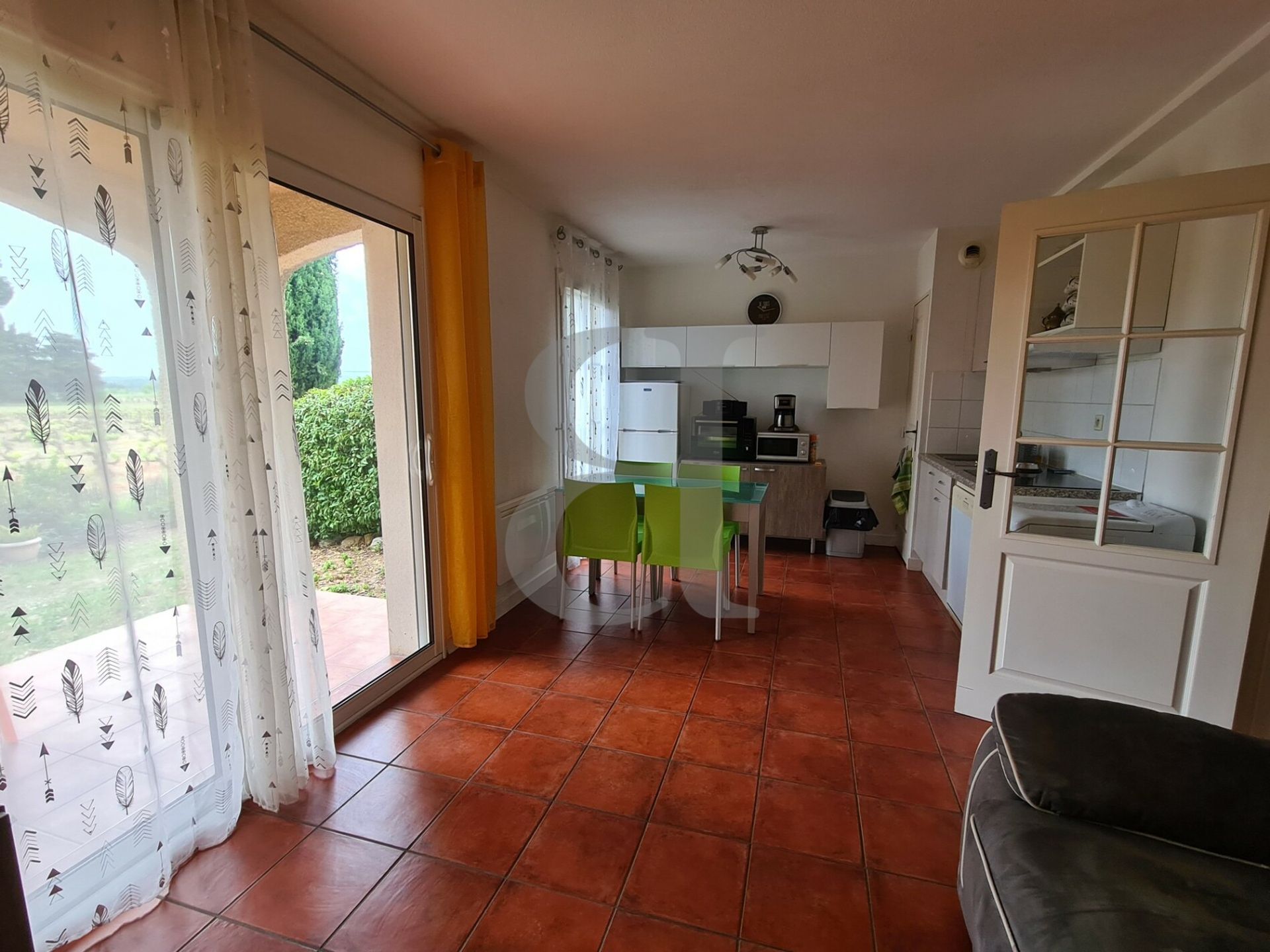 casa no Sainte-Cécile-les-Vignes, Provença-Alpes-Costa Azul 10205974