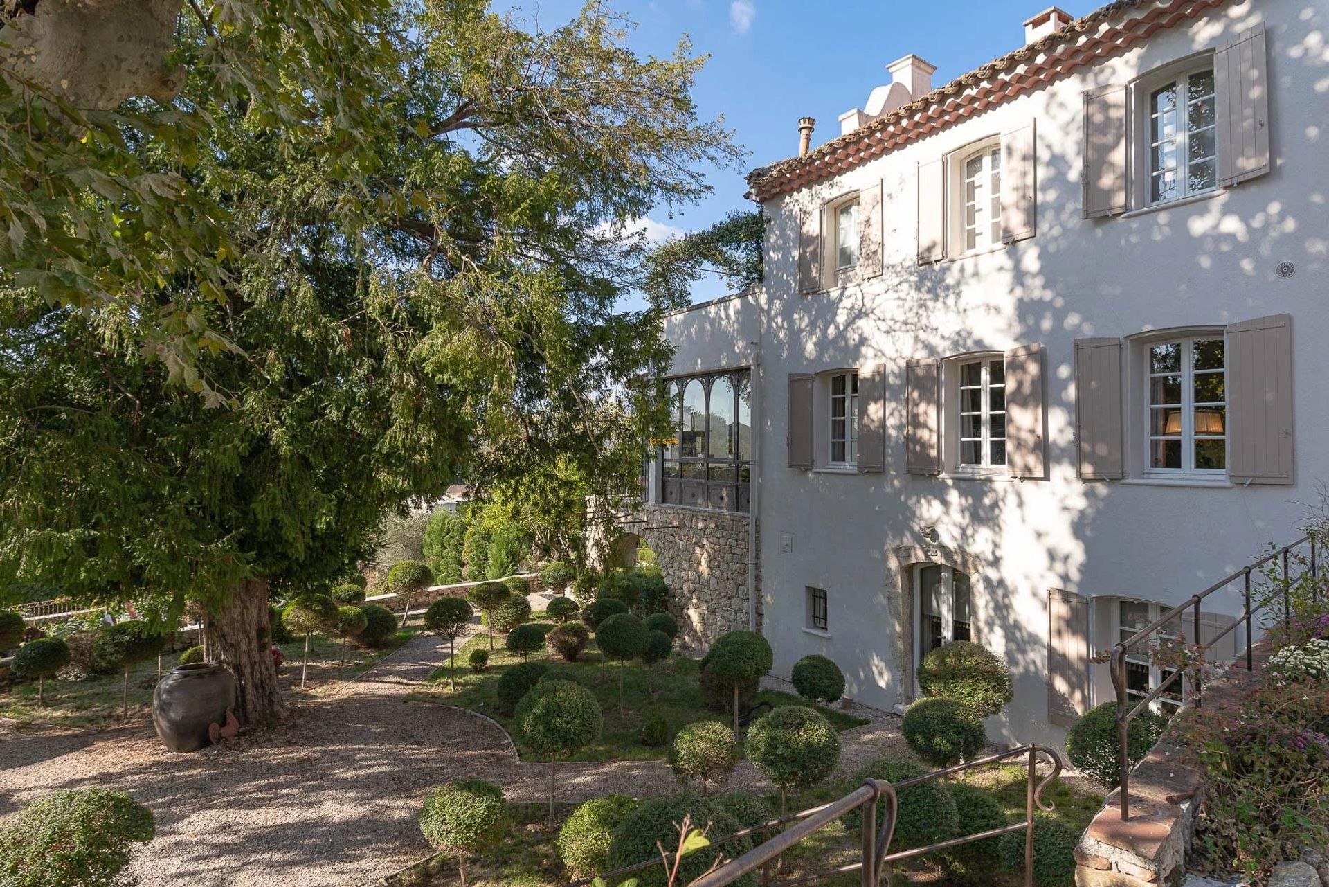 Inny w Saint-Paul-en-Forêt, Provence-Alpes-Côte d'Azur 10205996