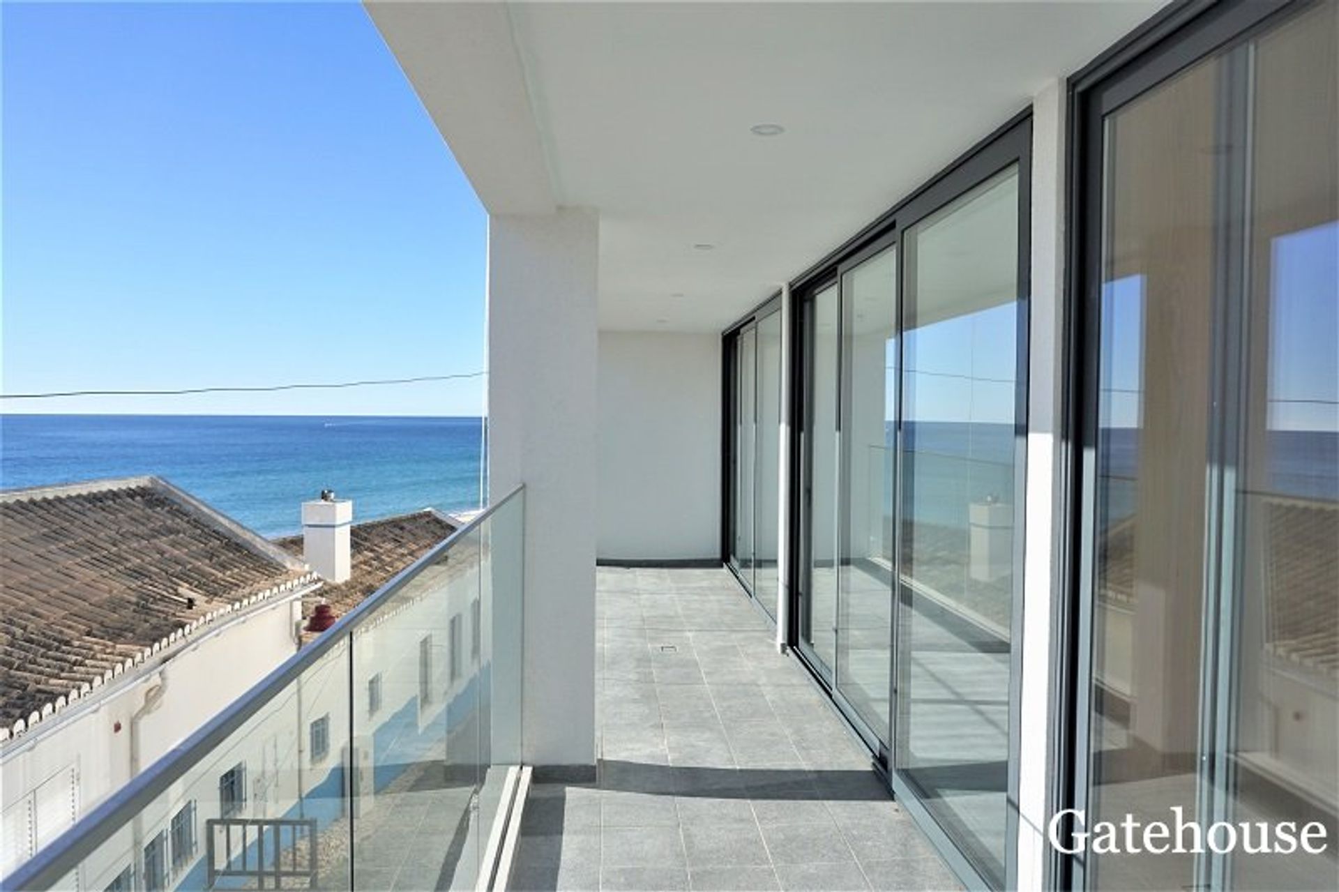 Condominium in Salema, Faro 10206090