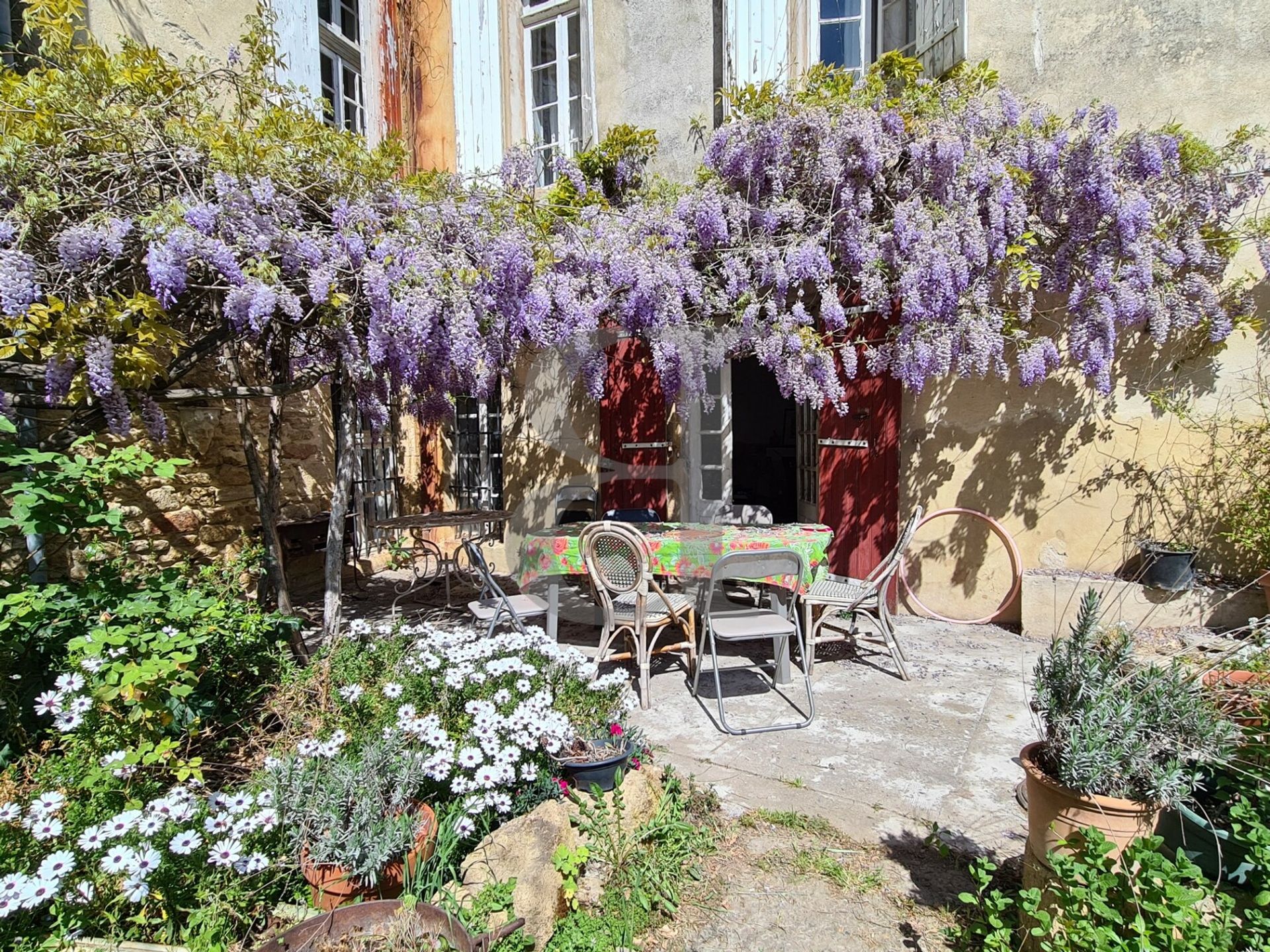 casa en Sainte-Cécile-les-Vignes, Provence-Alpes-Côte d'Azur 10206140