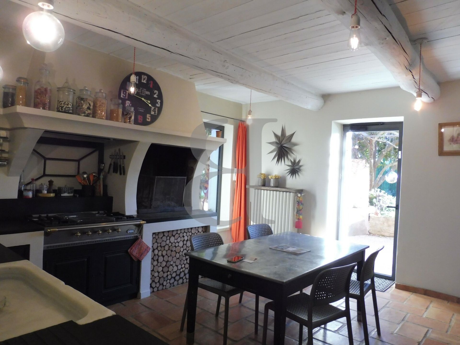 Будинок в Aubignan, Provence-Alpes-Côte d'Azur 10206143