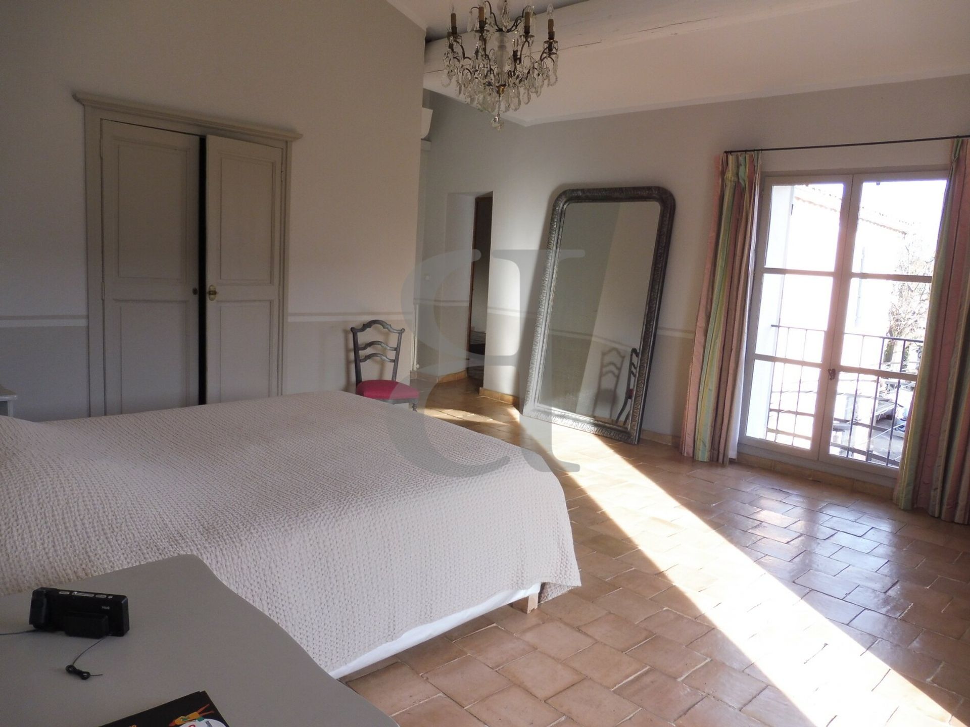 Будинок в Aubignan, Provence-Alpes-Côte d'Azur 10206143