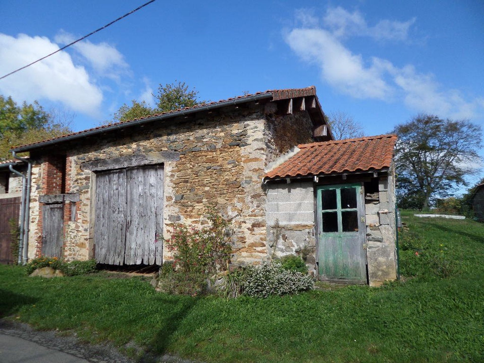 Talo sisään Bellac, Nouvelle-Aquitaine 10206170