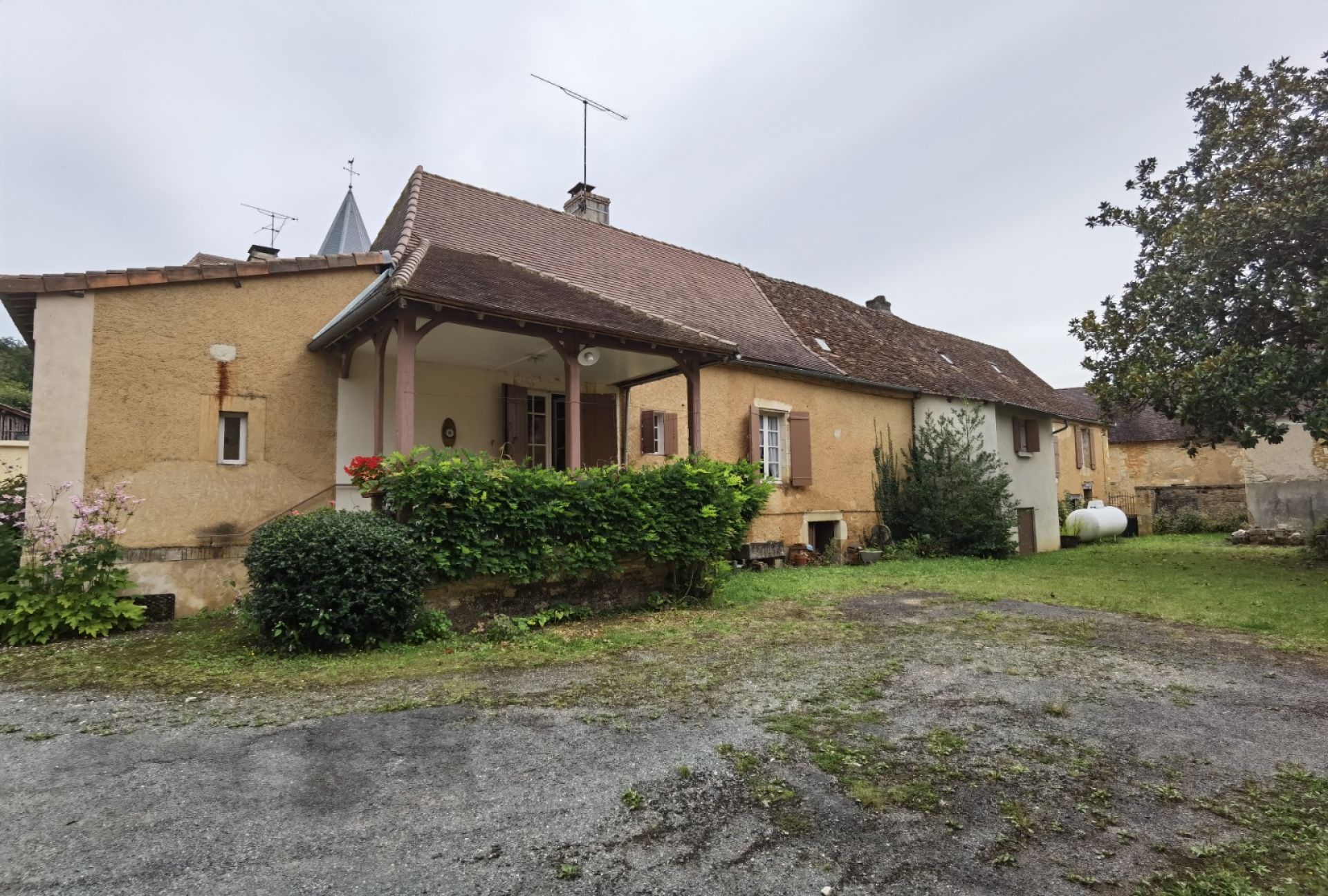 casa en Excideuil, Nouvelle-Aquitaine 10206198