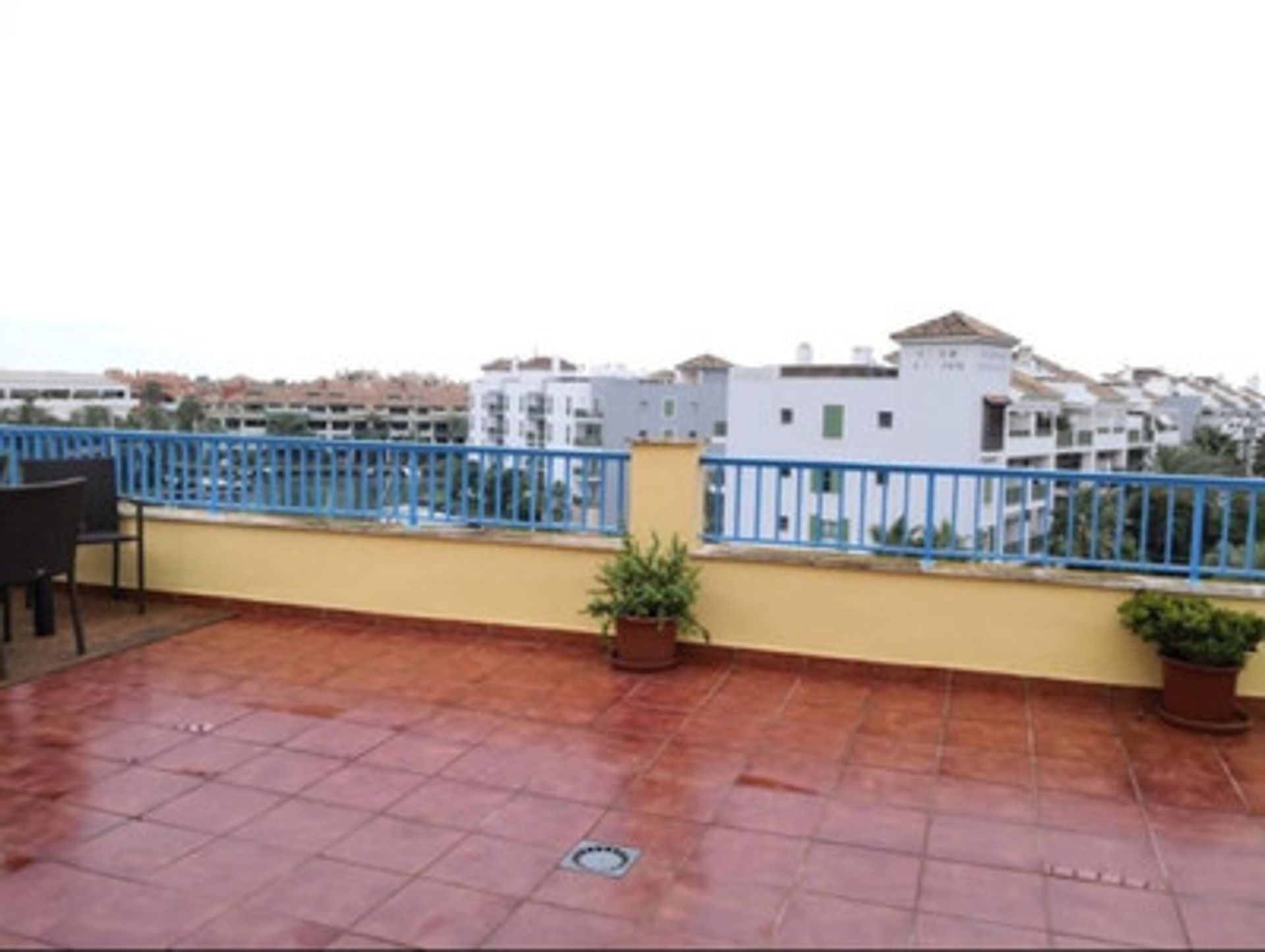 Condominio en Guadiaro, Andalucía 10206277