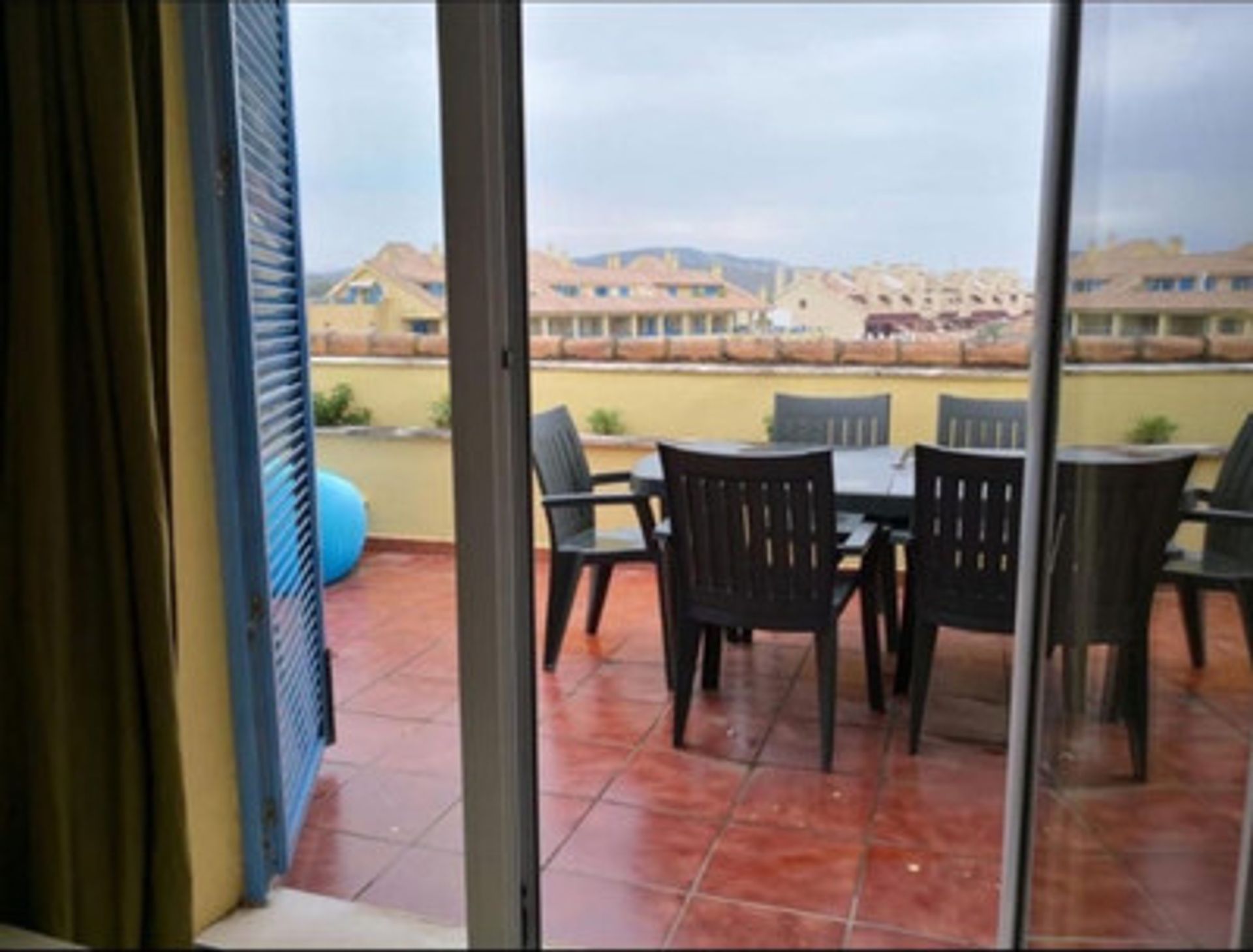 Condominio en Guadiaro, Andalucía 10206277