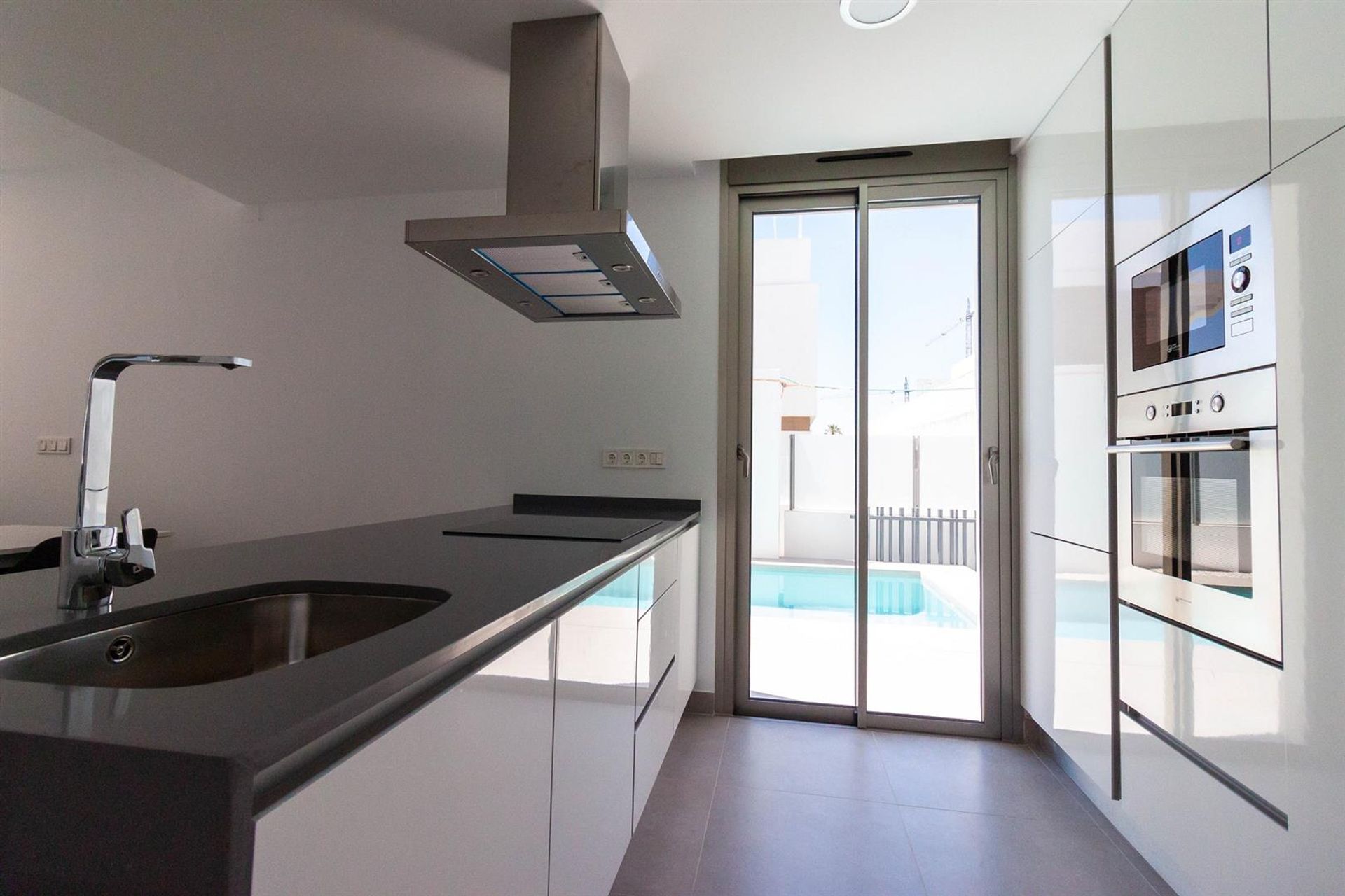 Condominio en Villamartin, Valencian Community 10206655