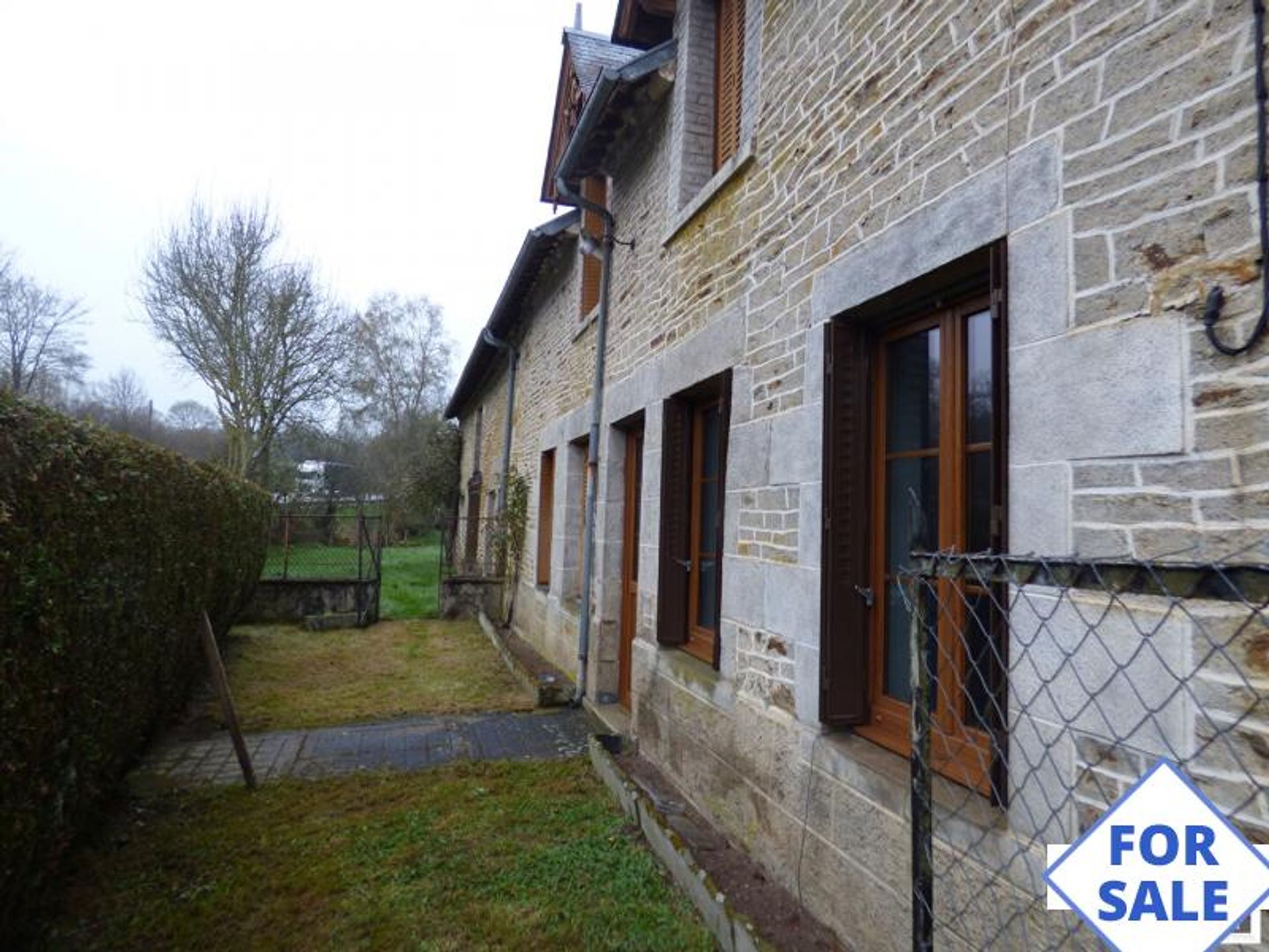 Hus i Saint-Denis-sur-Sarthon, Normandie 10206866