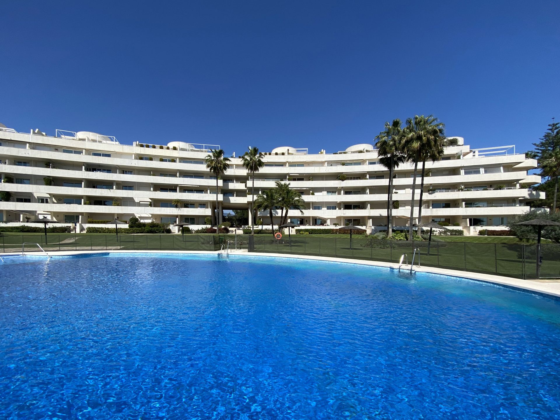 Kondominium dalam Benahavis, Andalusia 10207386