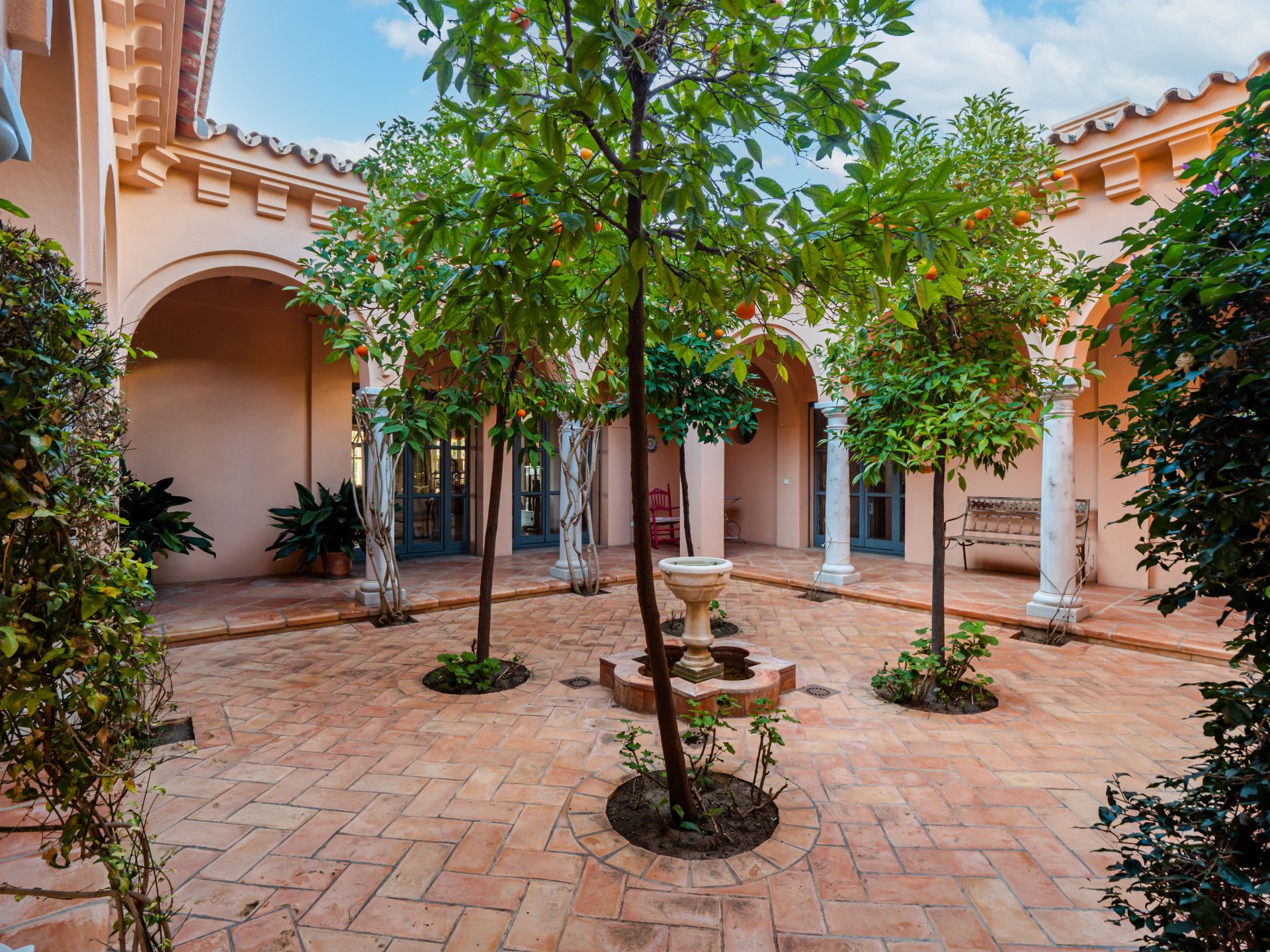 House in Benahavís, Andalucía 10207387