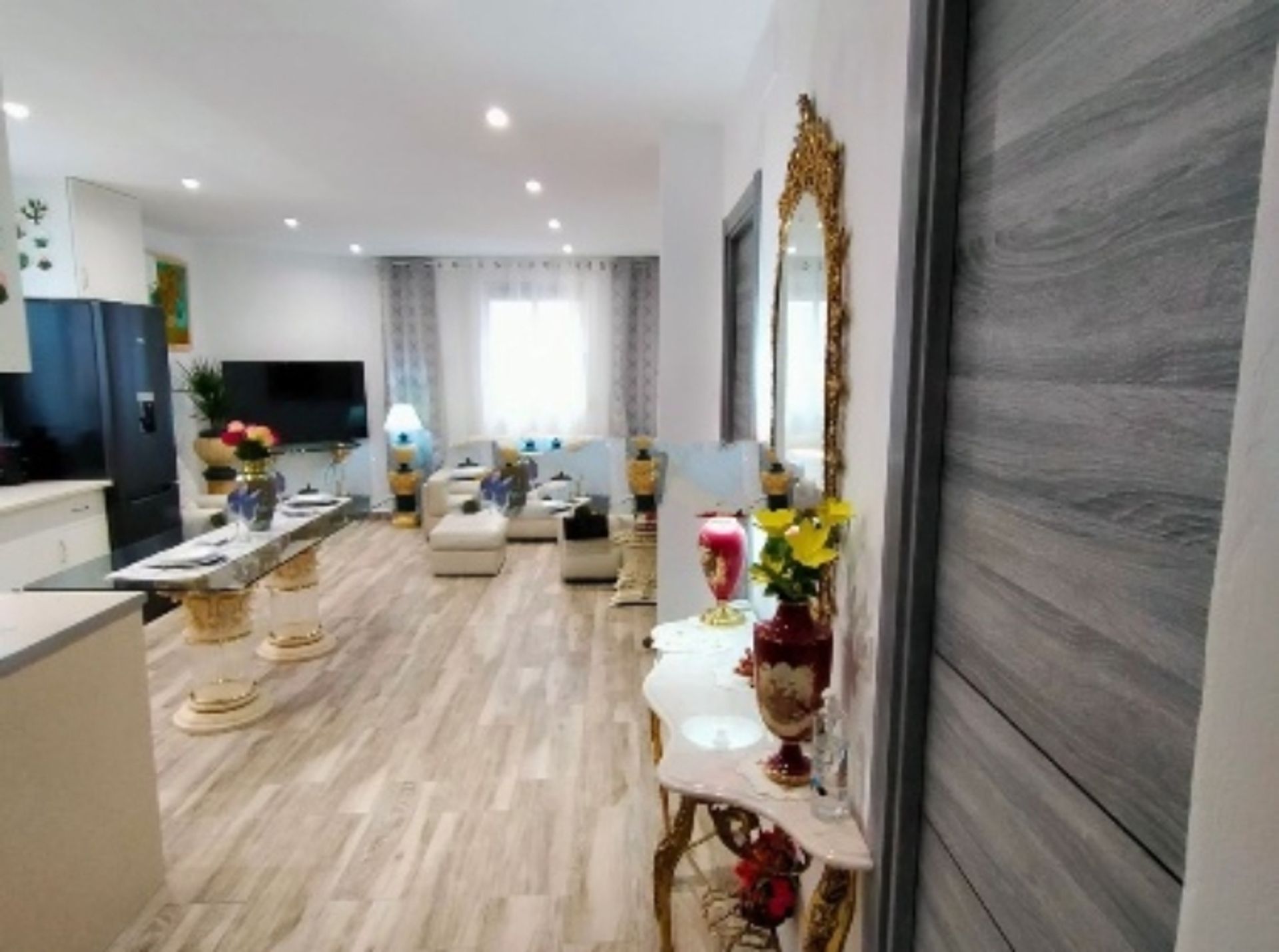 Condominium in Valencia, Valencian Community 10207618