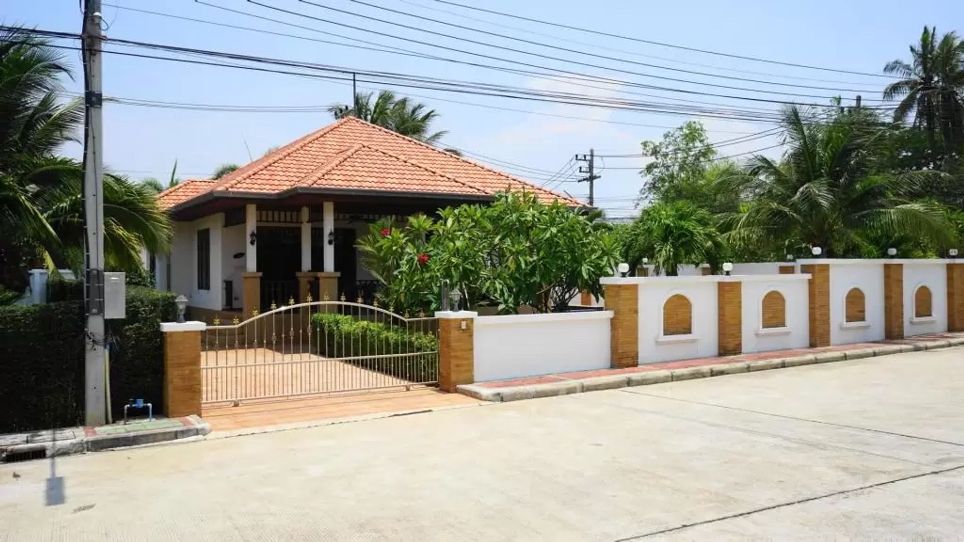 House in Pran Buri, Prachuap Khiri Khan 10207843