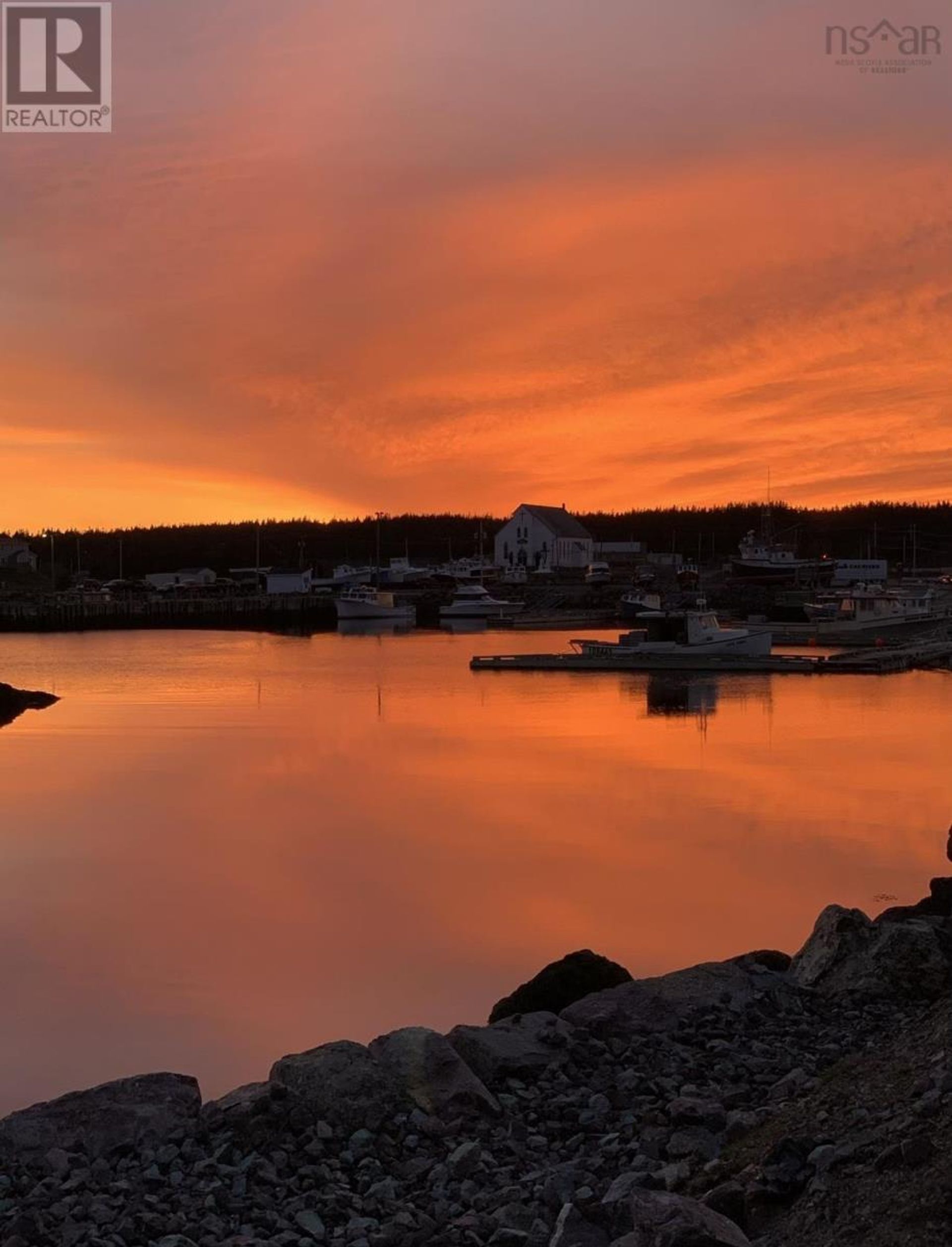 Industriel dans Port-Hawkesbury, Nouvelle-Écosse 10208031