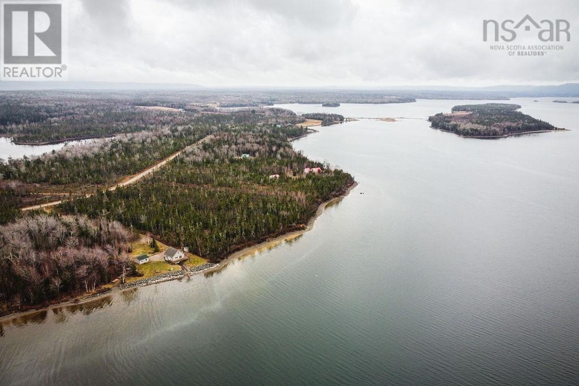 सम्मिलित में Little Narrows, Nova Scotia 10208036