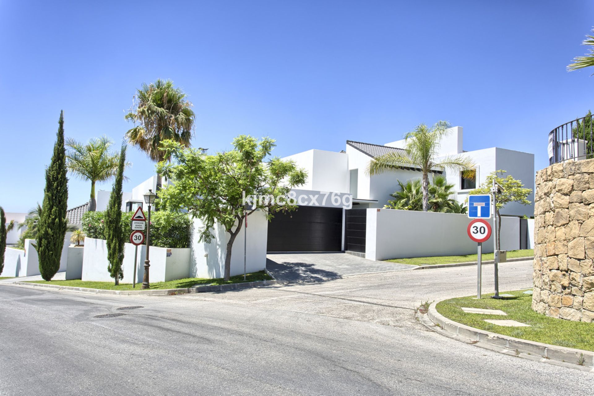 House in Benahavís, Andalucía 10208053