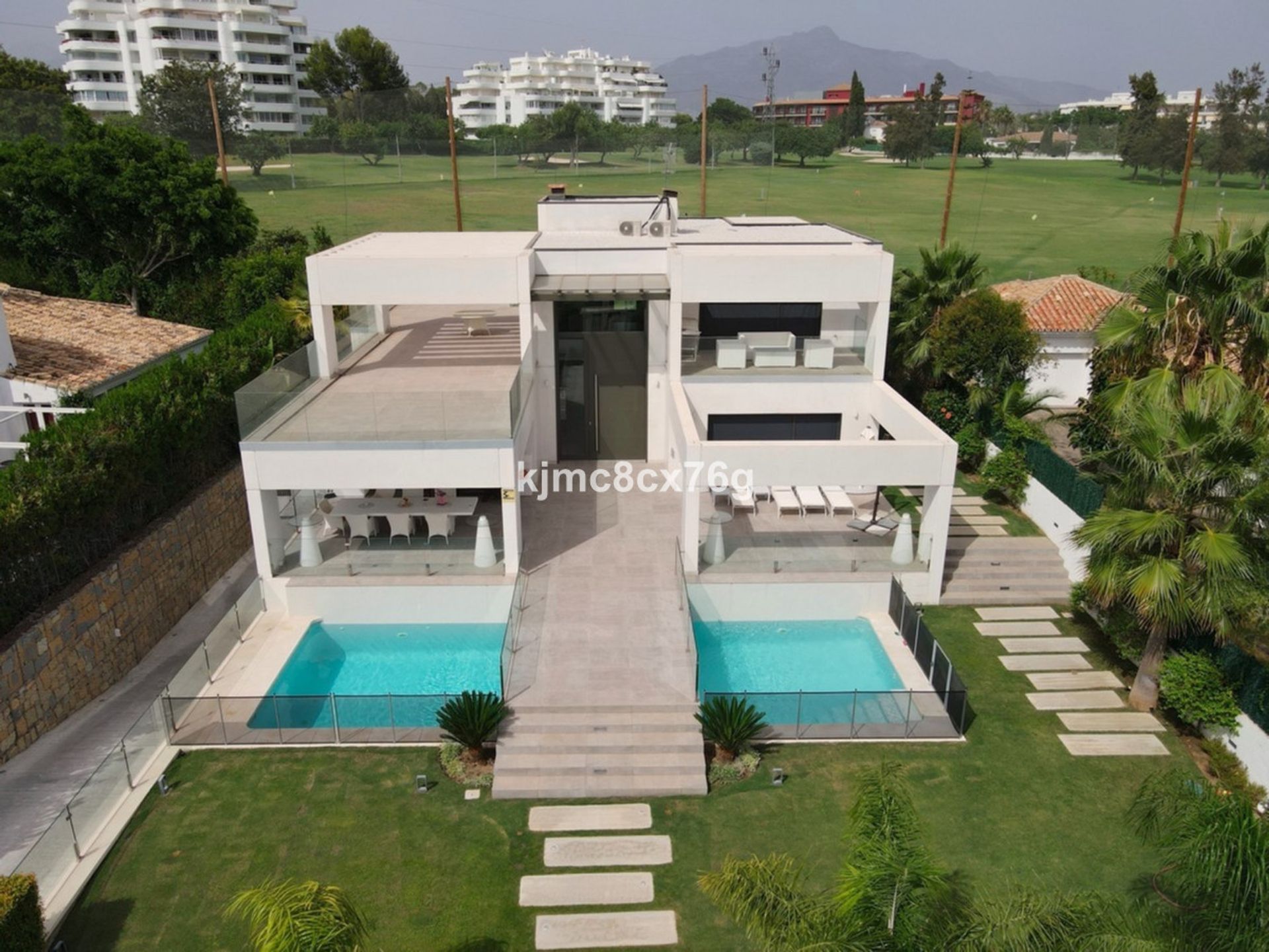 Haus im Marbella, Andalucía 10208212