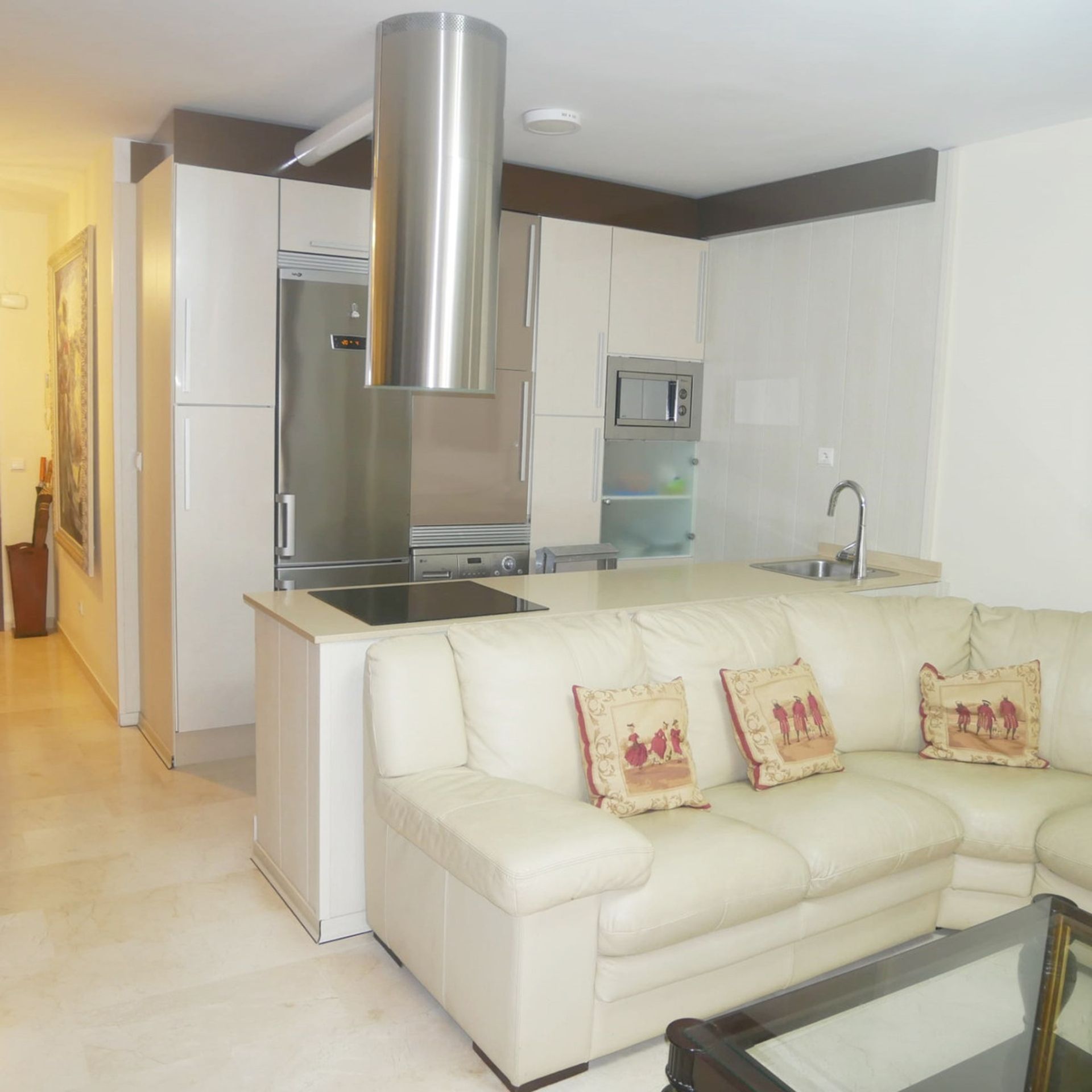 Condominium in Torremolinos, Andalusia 10208275