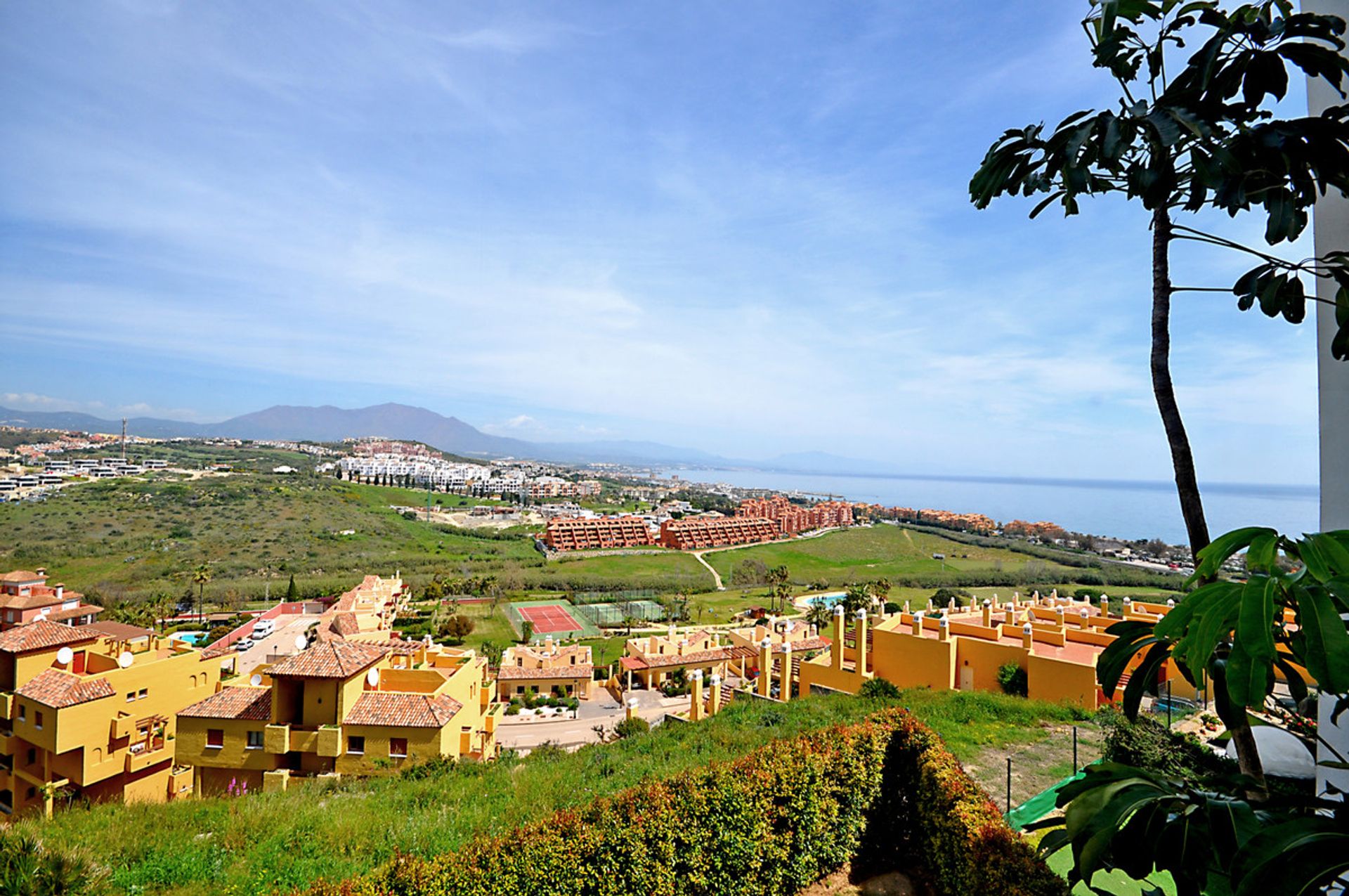 Kondominium di Puerto de la Duquesa, Andalusia 10208285