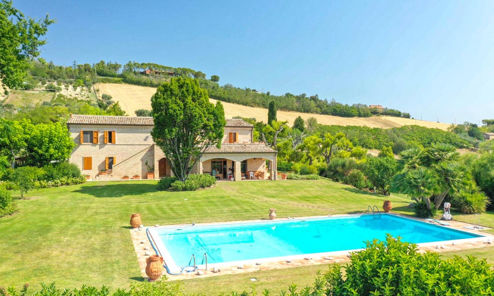 Huis in Montegranaro, Marche 10208711