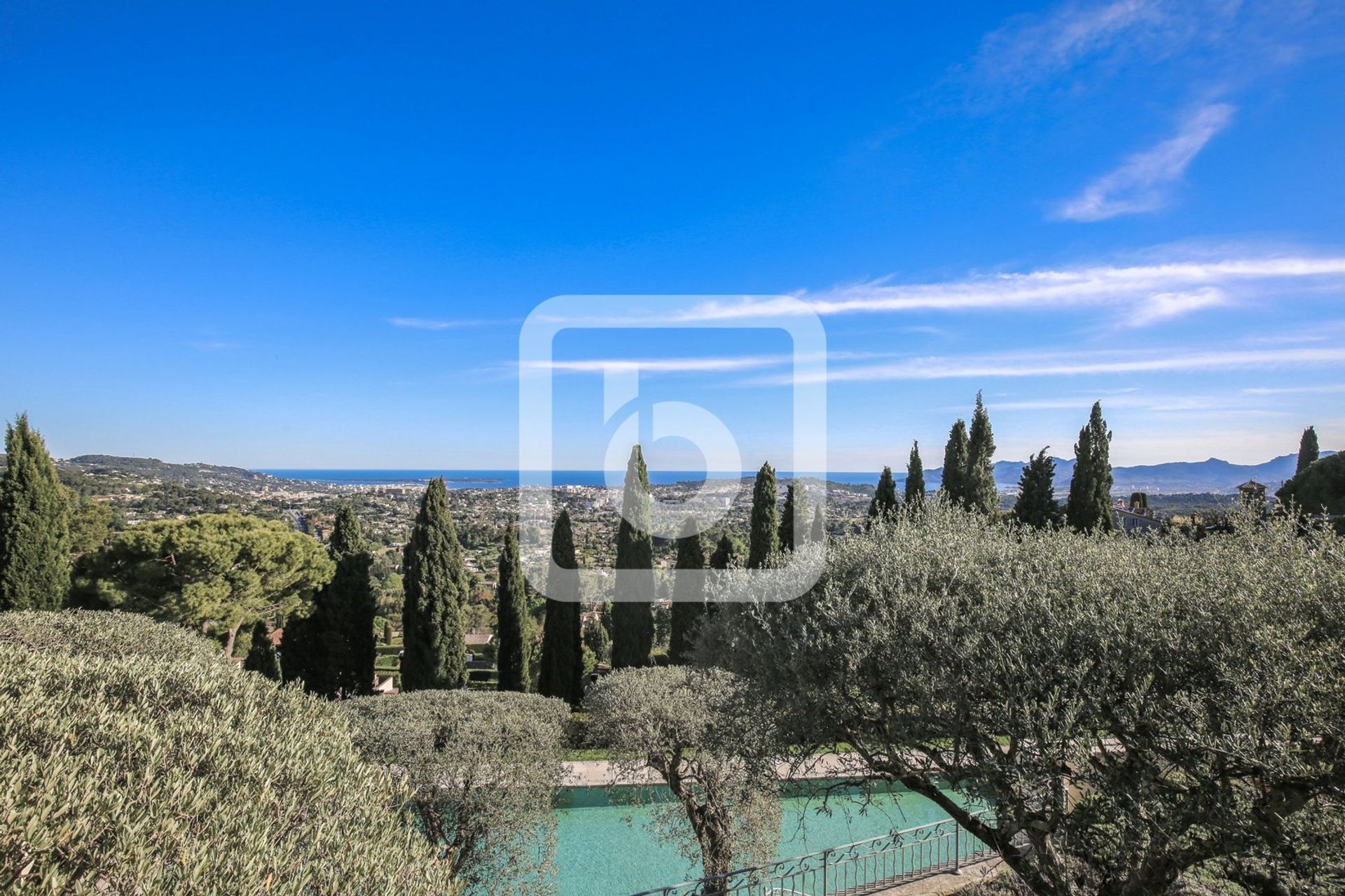 casa no Mougins, Provence-Alpes-Côte d'Azur 10209042