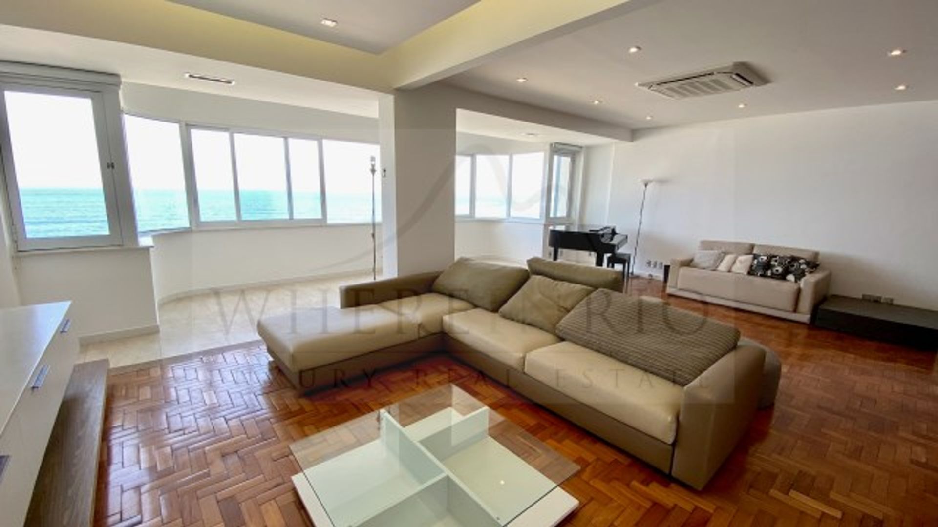 Condominium in Copacabana, Rio de Janeiro 10209212