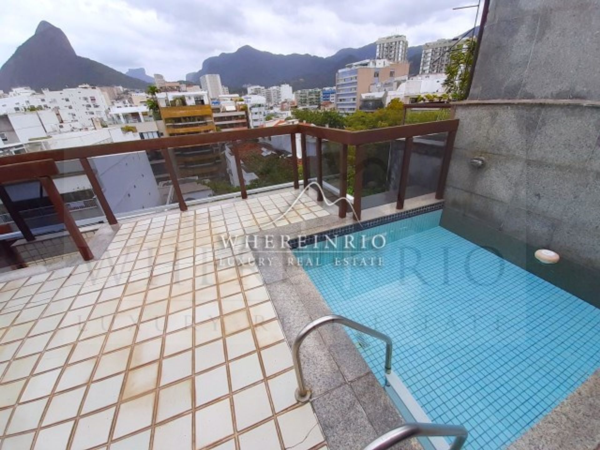 rumah dalam , State of Rio de Janeiro 10209248