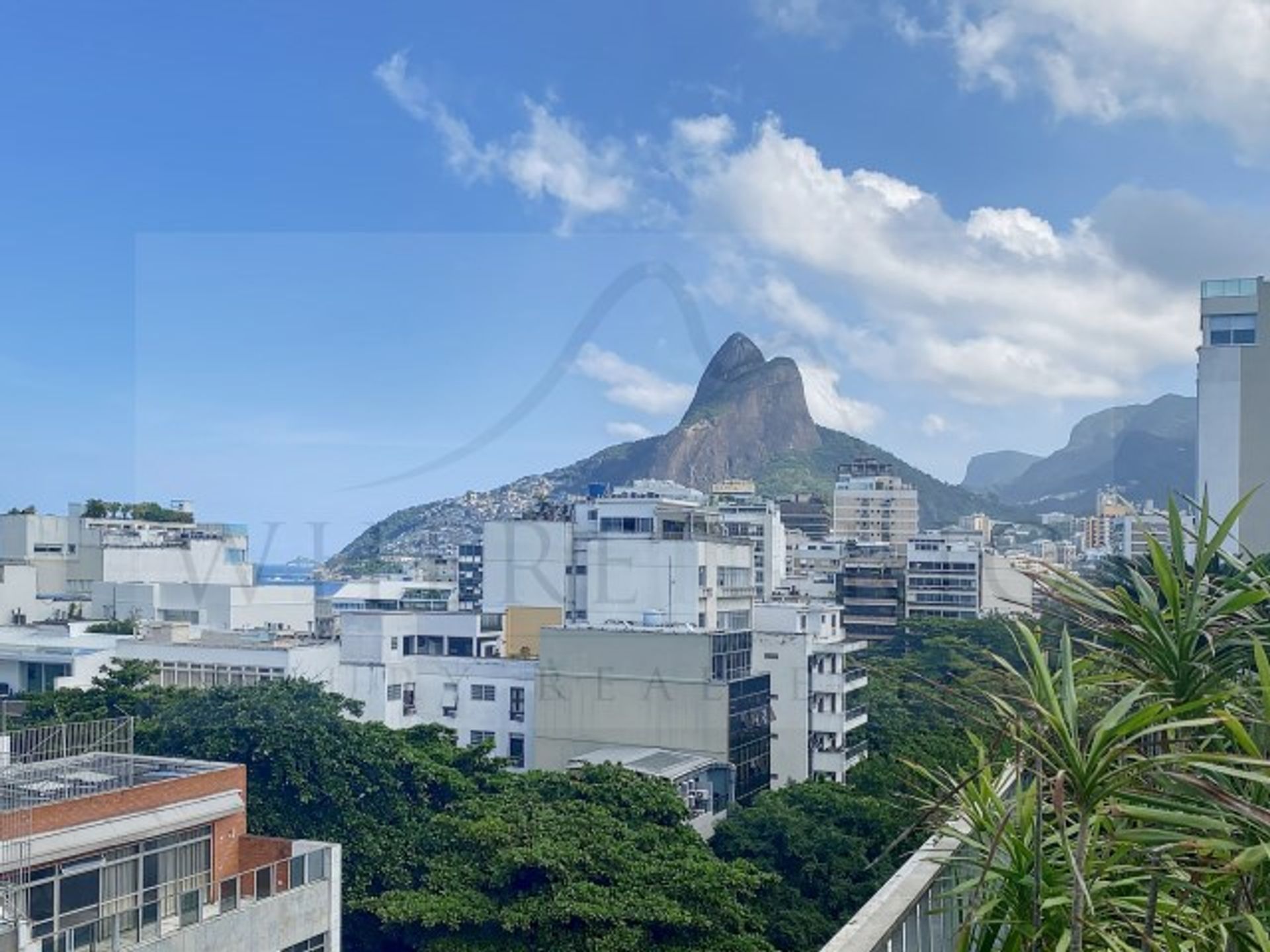 rumah dalam , State of Rio de Janeiro 10209257