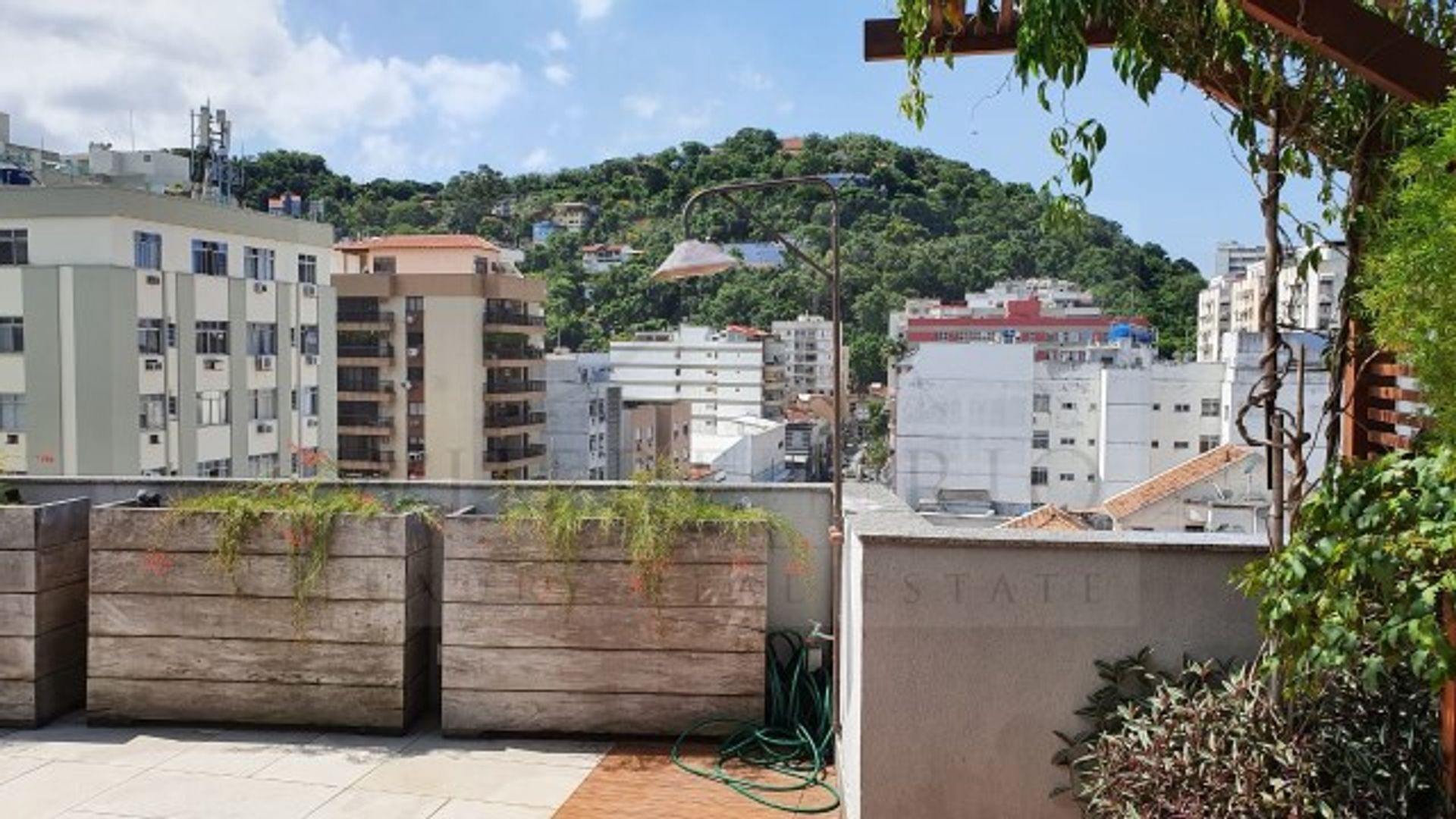 House in , State of Rio de Janeiro 10209464