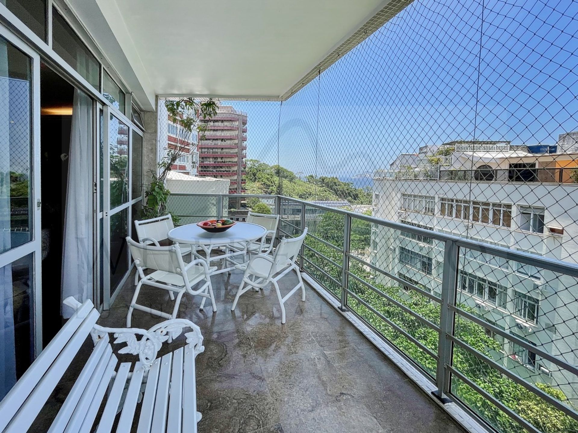 Condominium in Copacabana, Rio de Janeiro 10209726