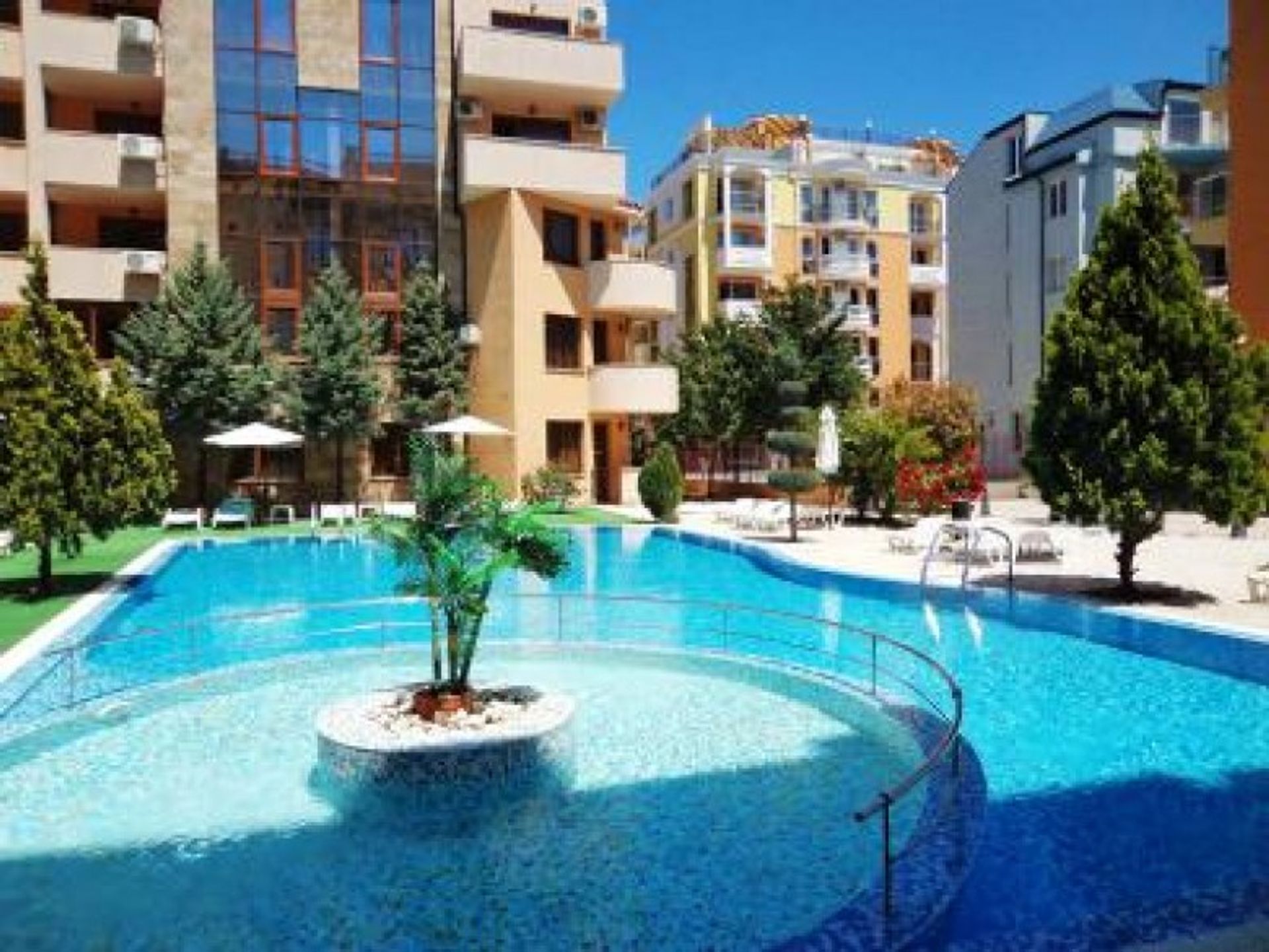 Condominium in , Burgas 10209899