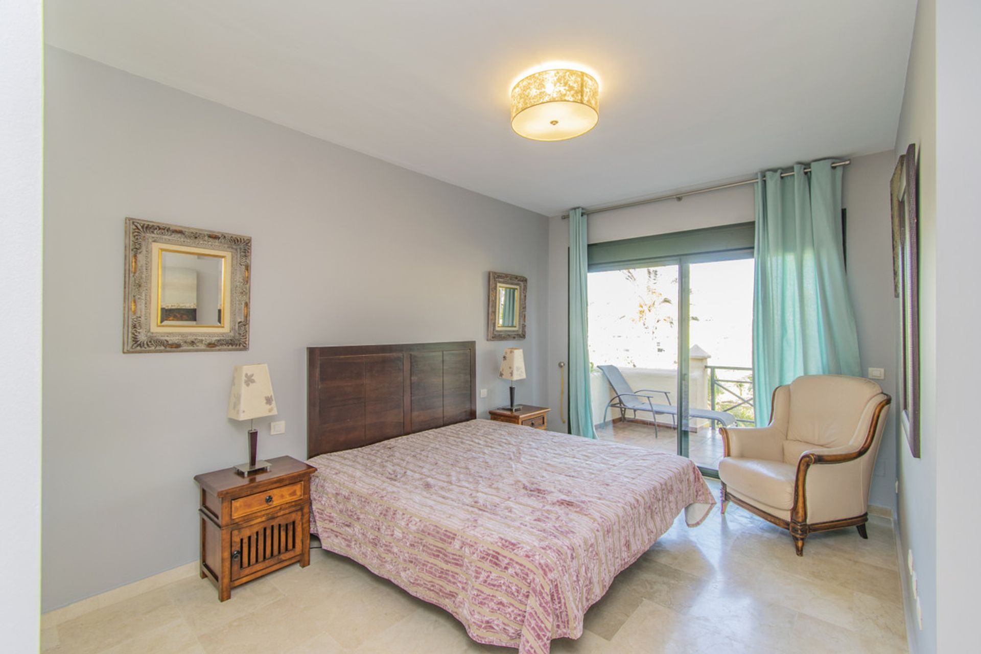 Condominio en La Atalaya, Andalucía 10209950