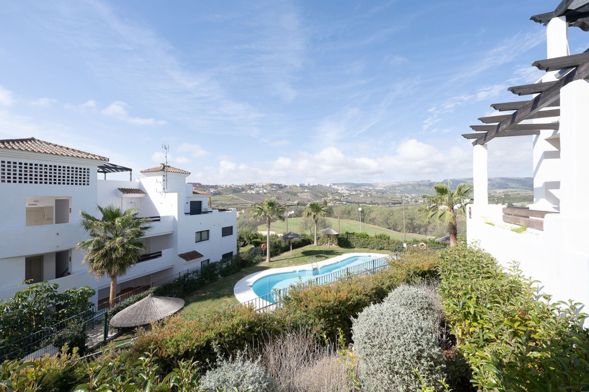 Condominium in Casares, Andalusia 10210062